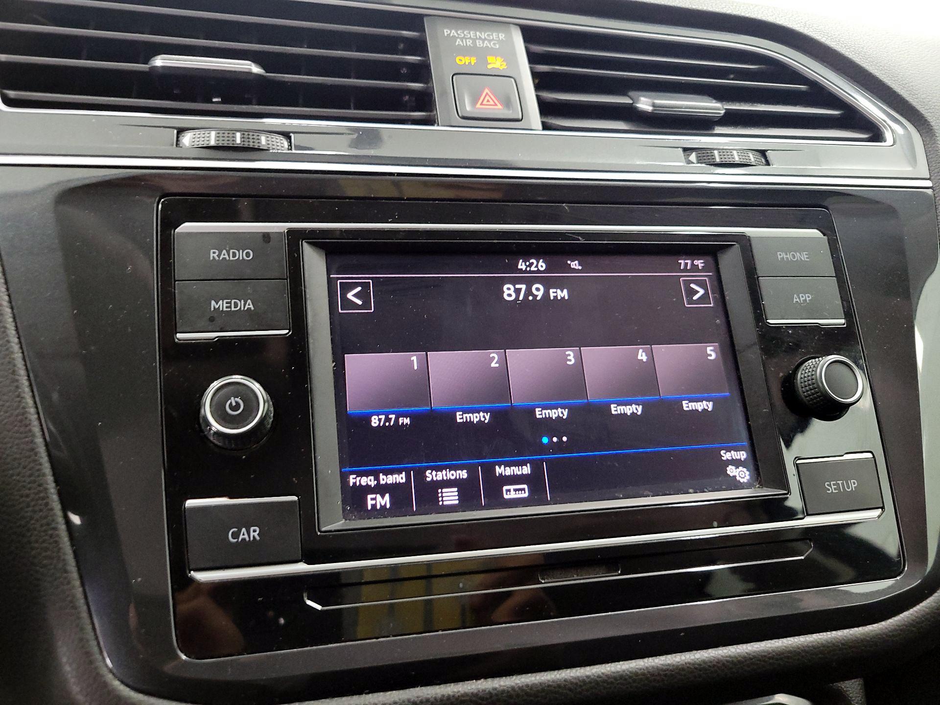 Thumbnail: 2019 Volkswagen Tiguan - 15