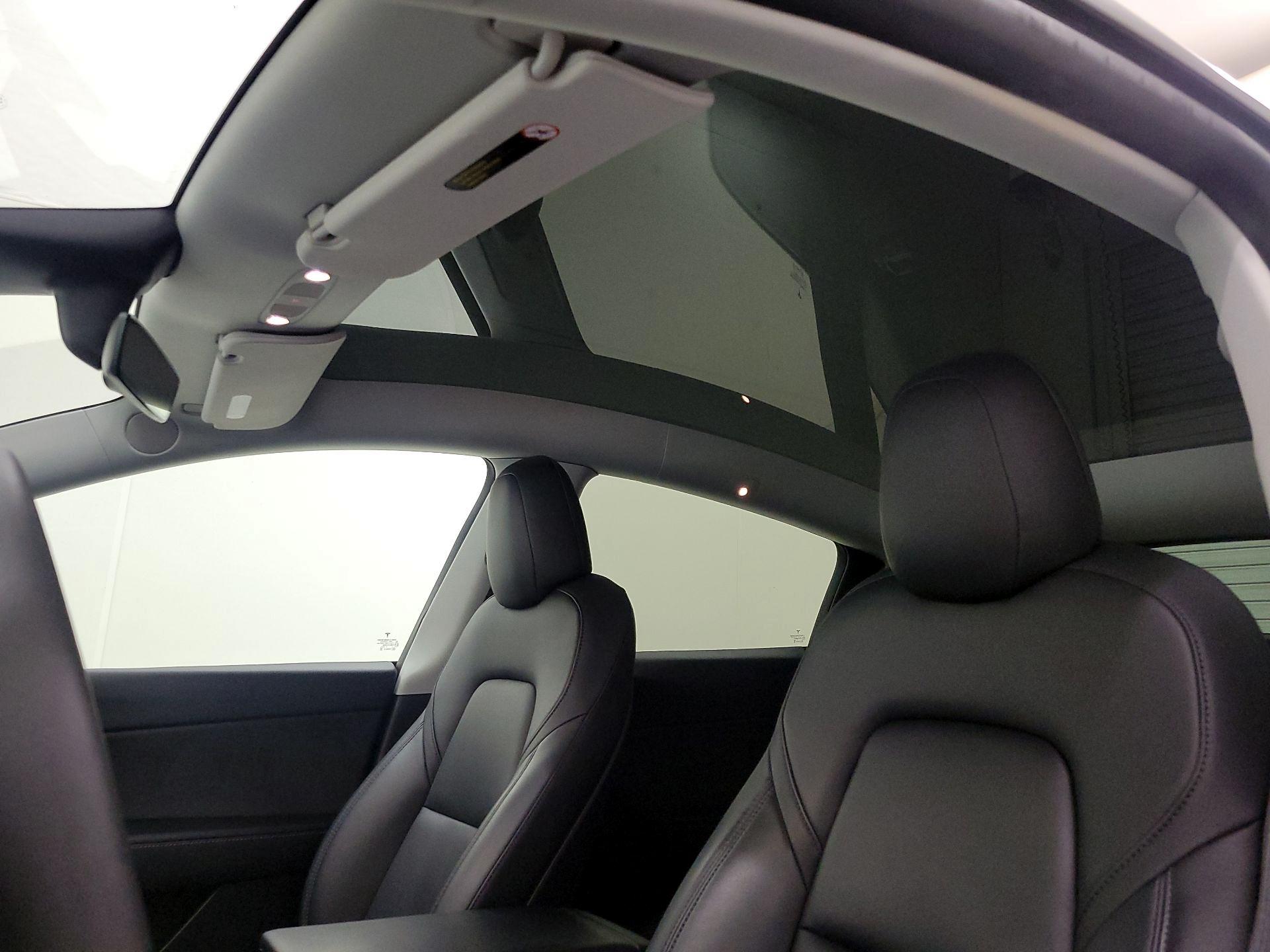 Thumbnail: 2021 Tesla Model Y - 18