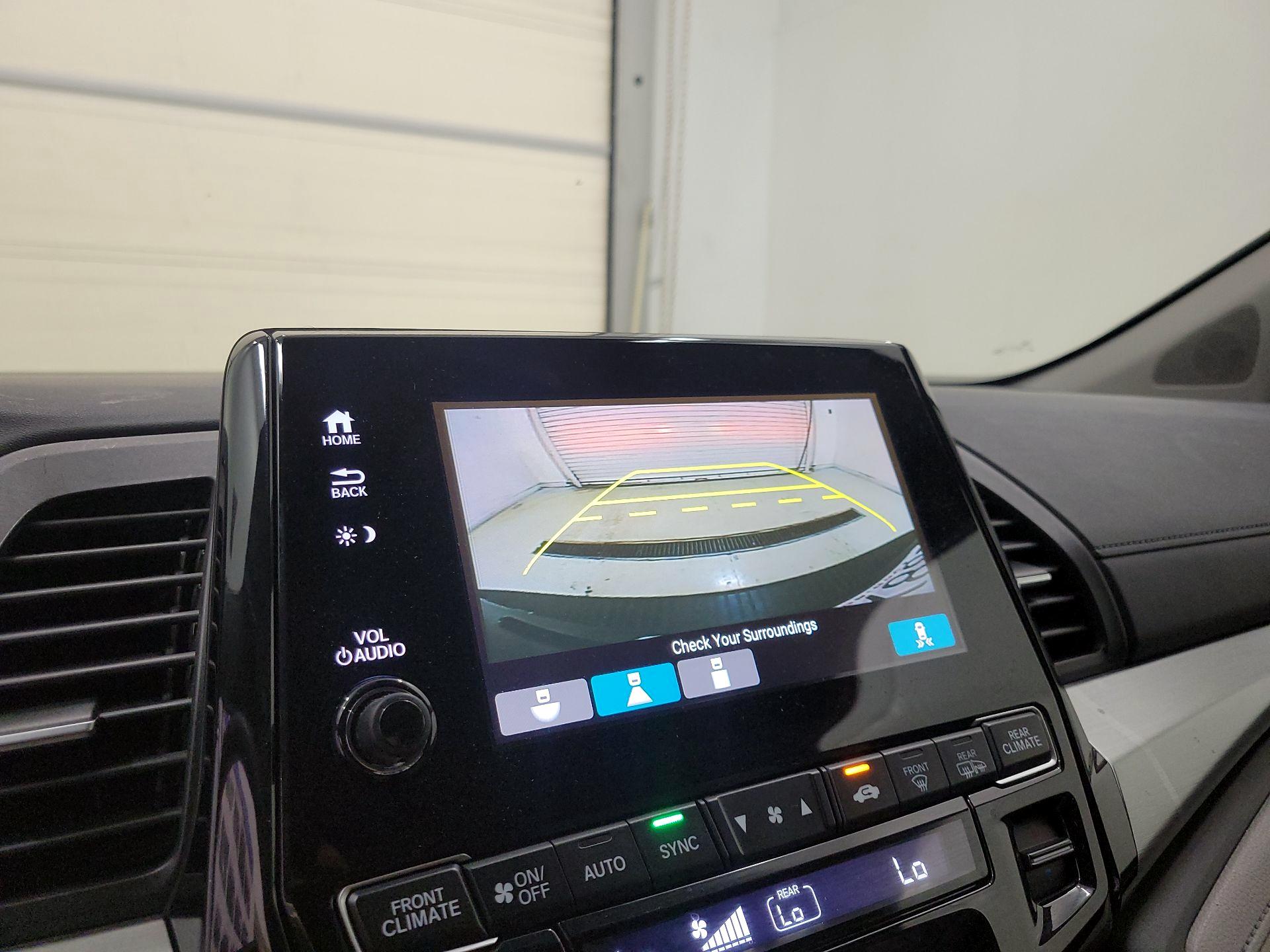 Thumbnail: 2019 Honda Odyssey - 14