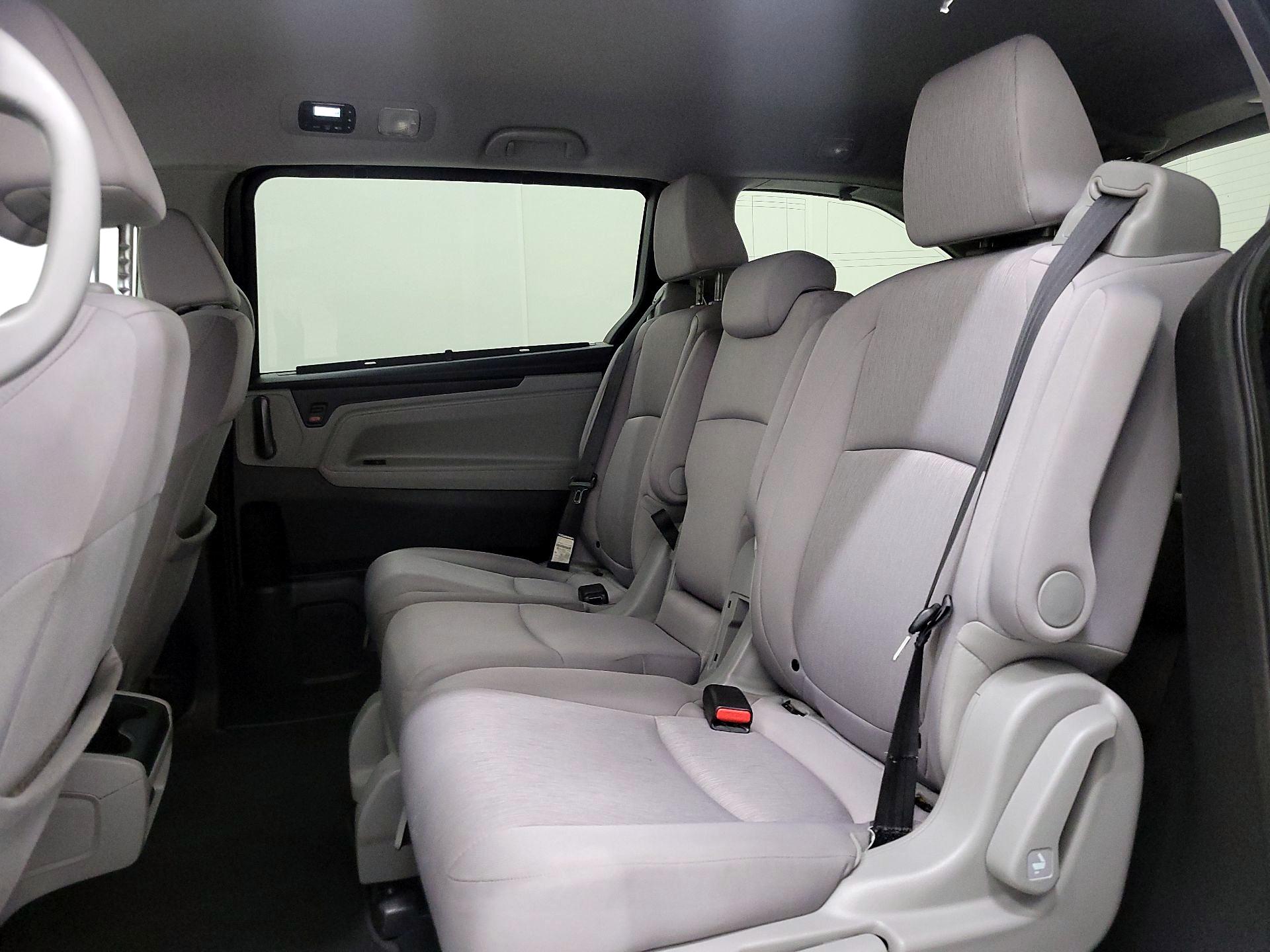 Thumbnail: 2019 Honda Odyssey - 19