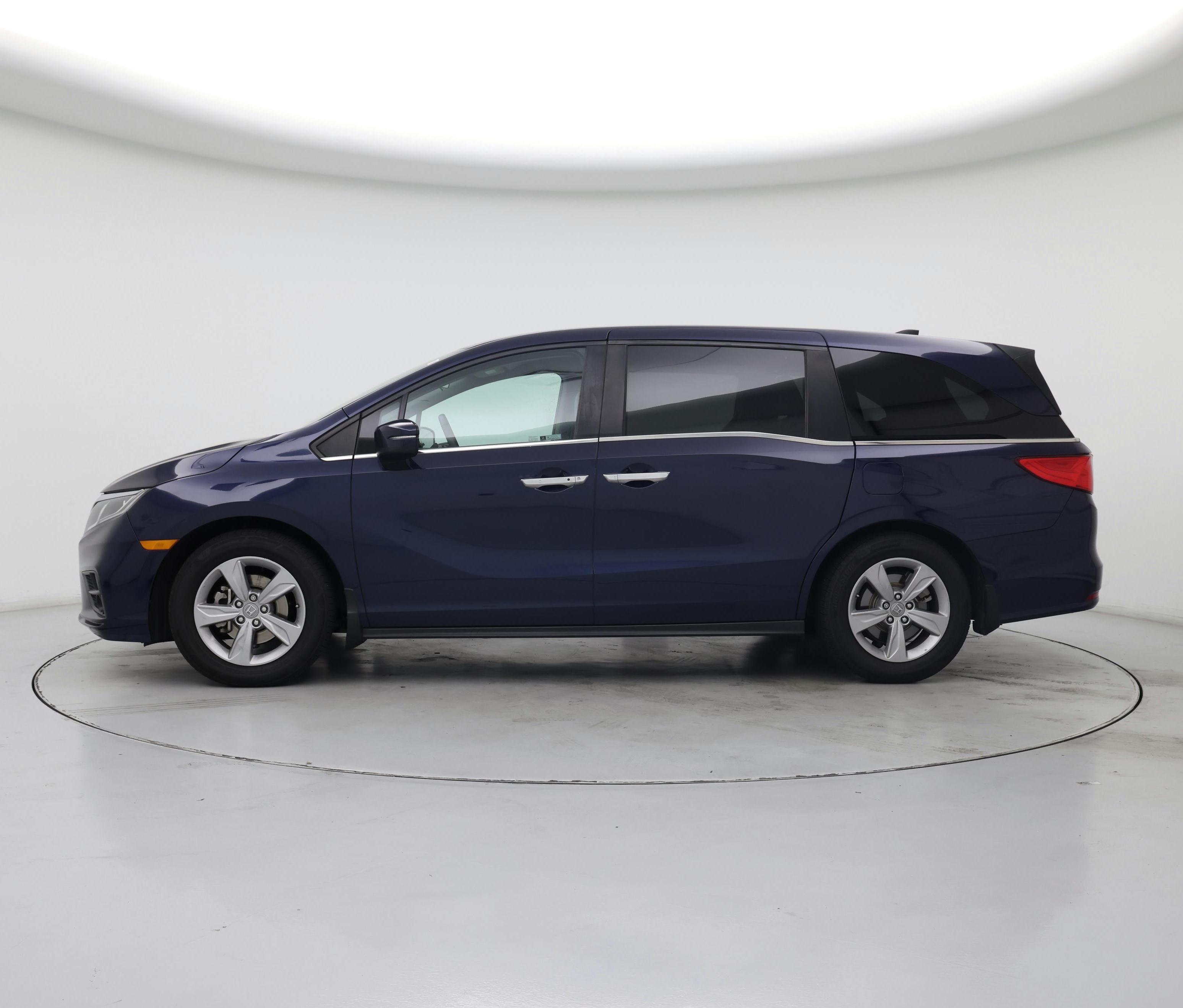 Thumbnail: 2019 Honda Odyssey - 3