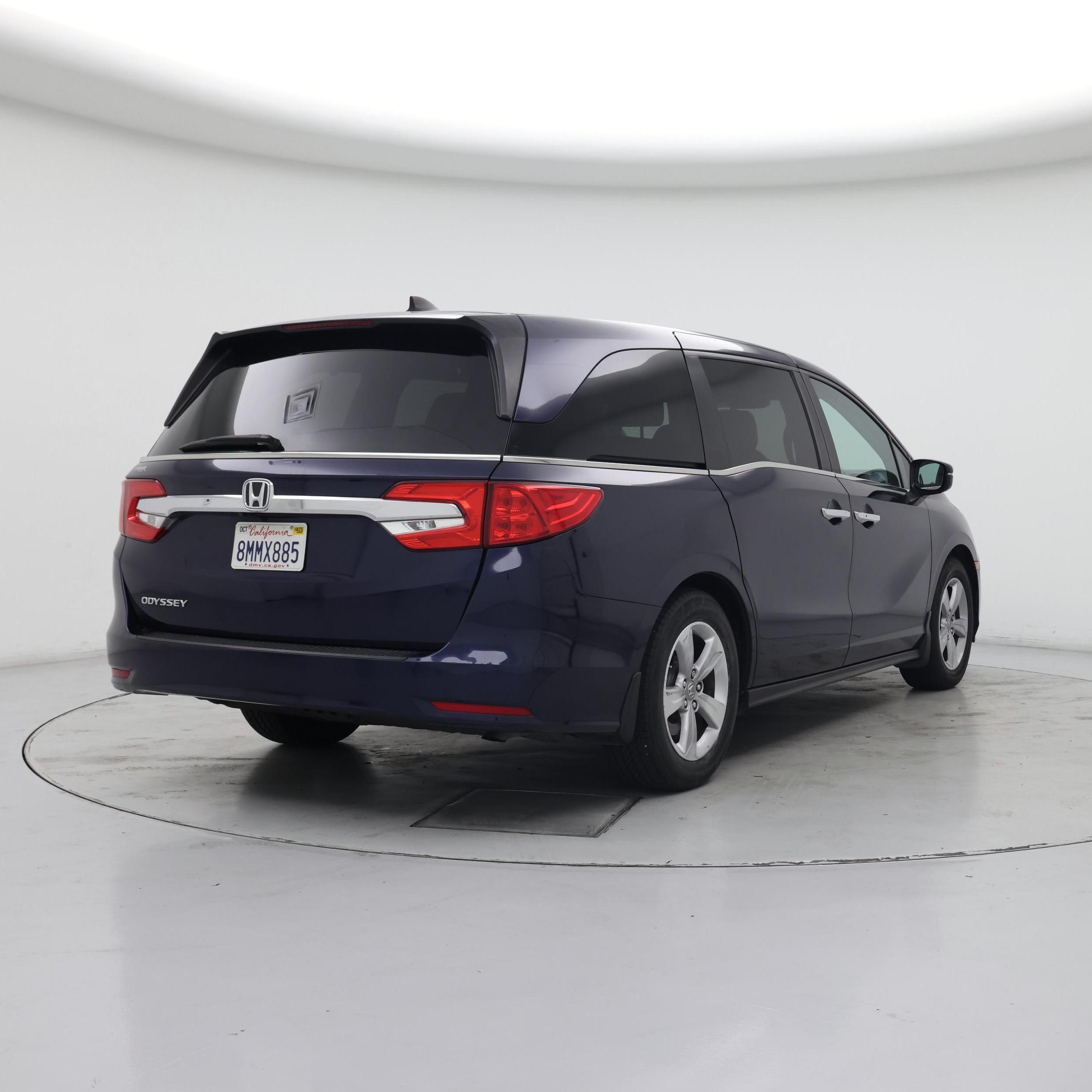 Thumbnail: 2019 Honda Odyssey - 8