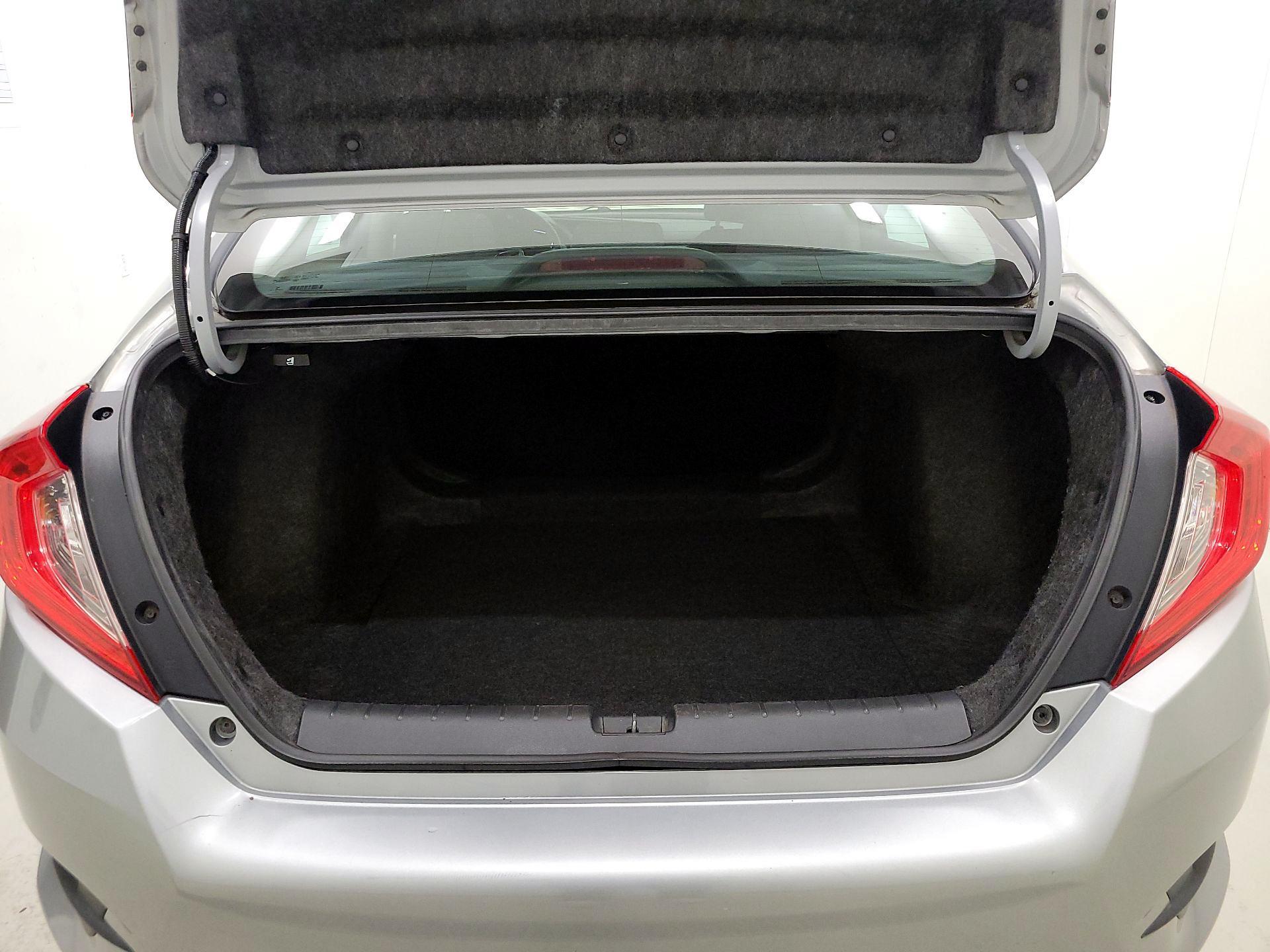 Thumbnail: 2016 Honda Civic - 20