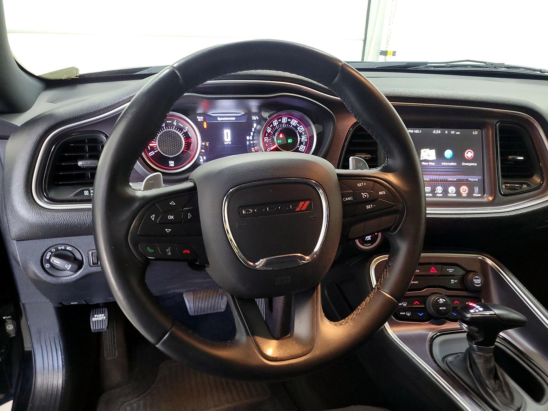 Thumbnail: 2015 Dodge Challenger - 10