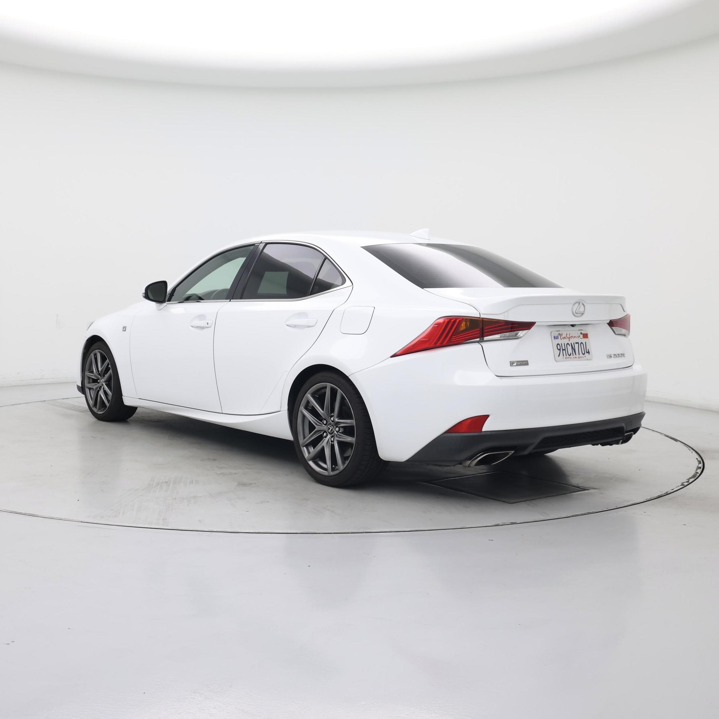 Thumbnail: 2017 Lexus IS - 2