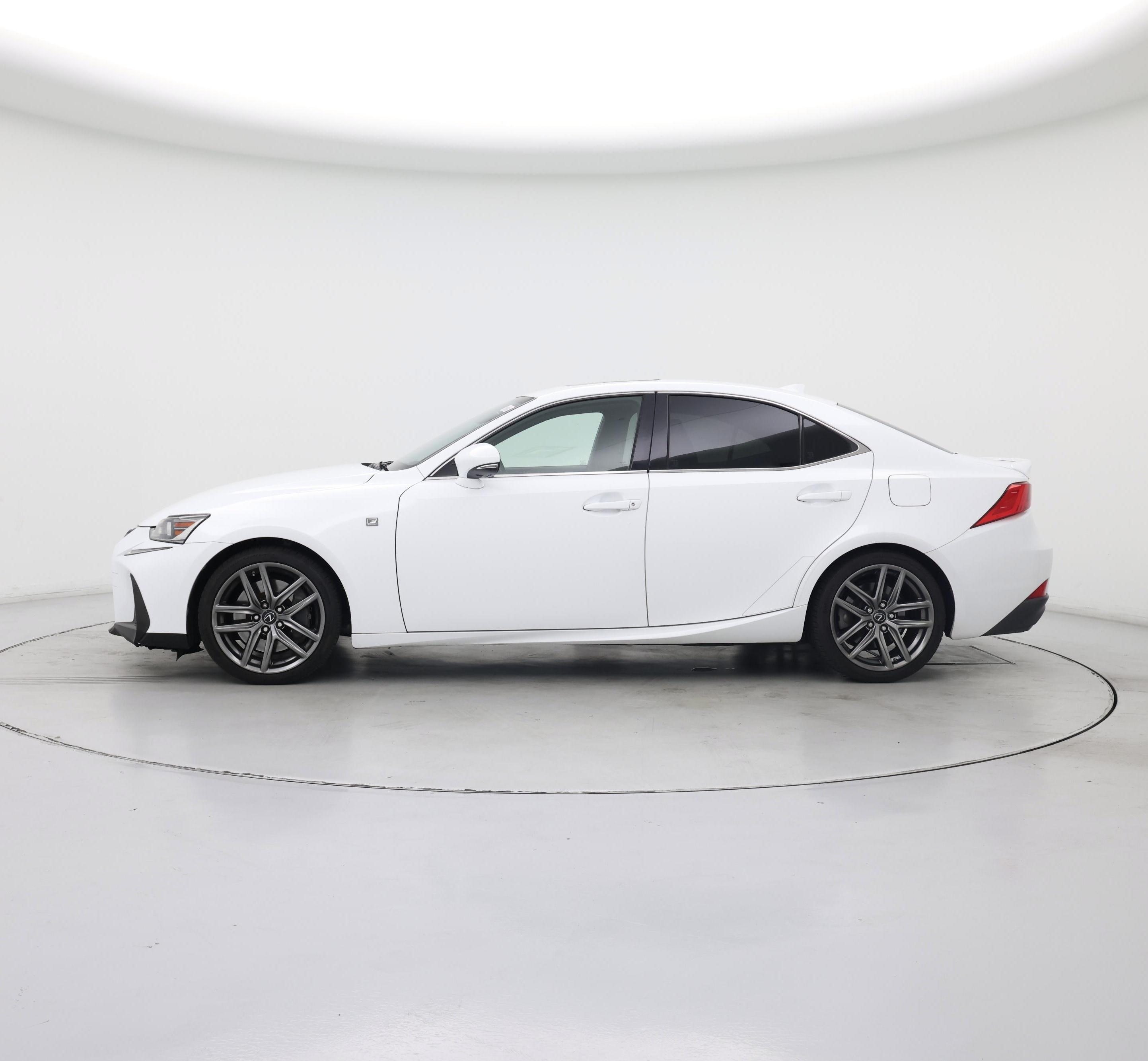 Thumbnail: 2017 Lexus IS - 3