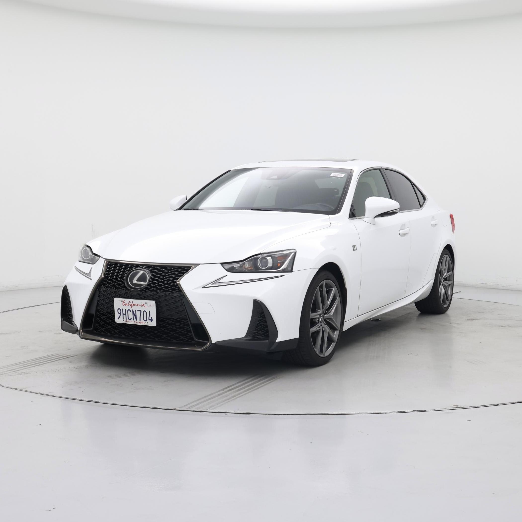 Thumbnail: 2017 Lexus IS - 4