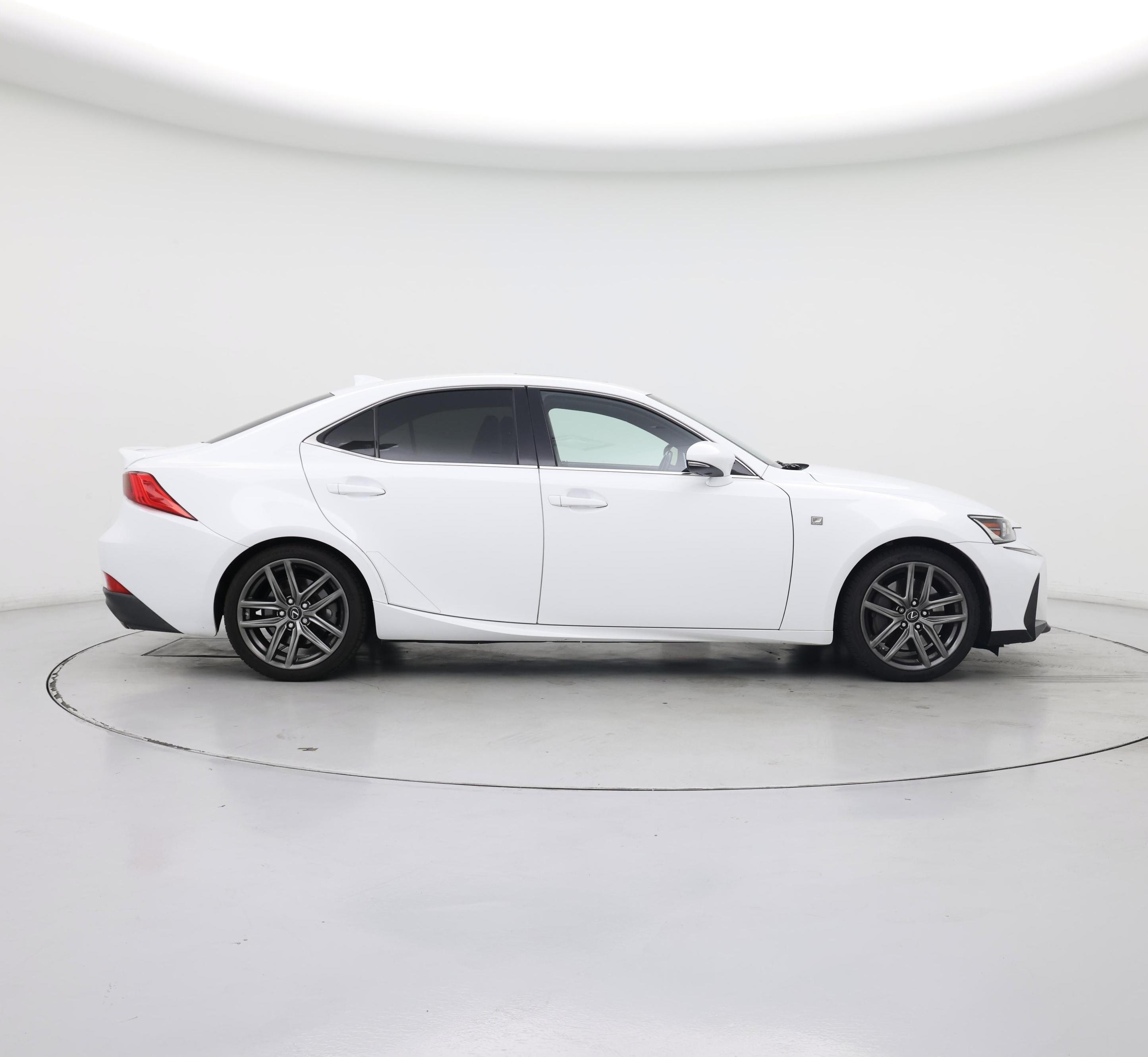 Thumbnail: 2017 Lexus IS - 7
