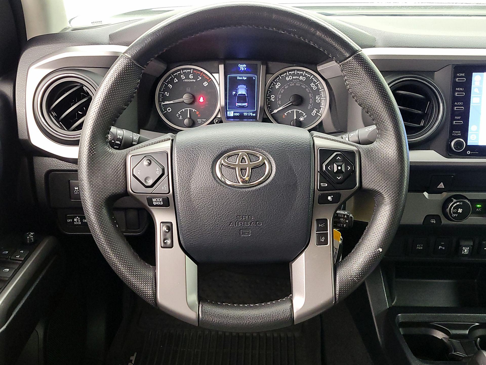Thumbnail: 2020 Toyota Tacoma - 10