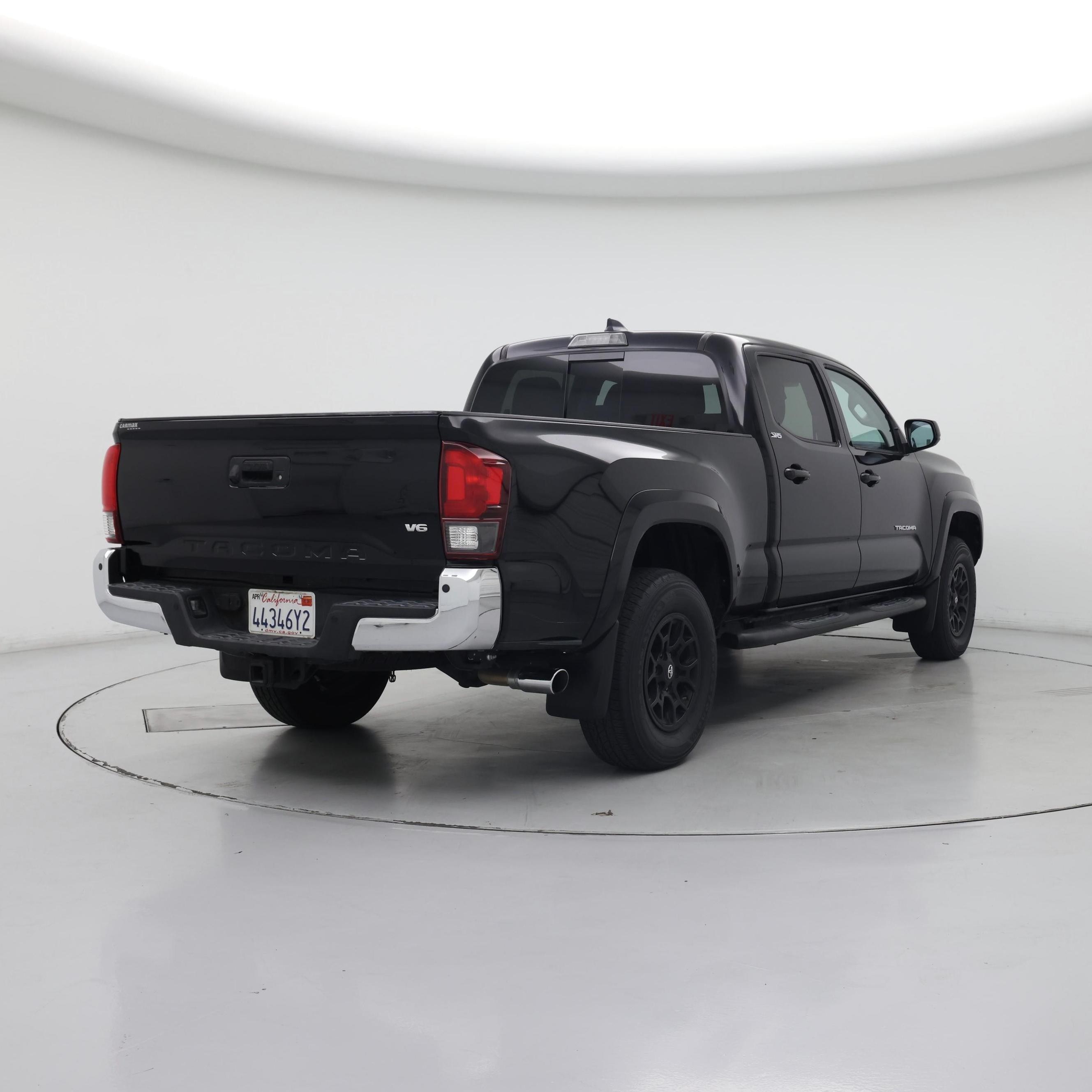 Thumbnail: 2020 Toyota Tacoma - 8