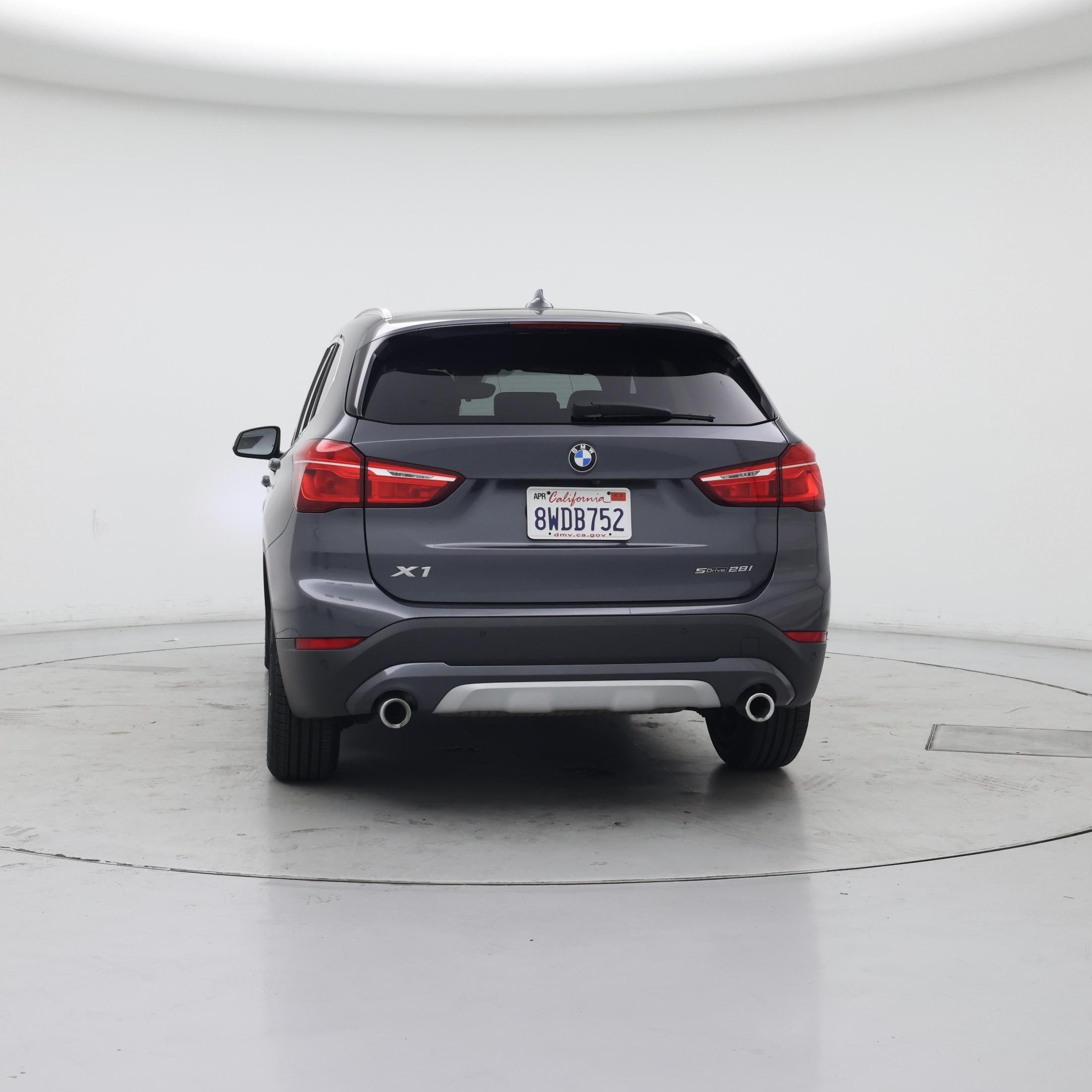 Thumbnail: 2021 BMW X1 - 6