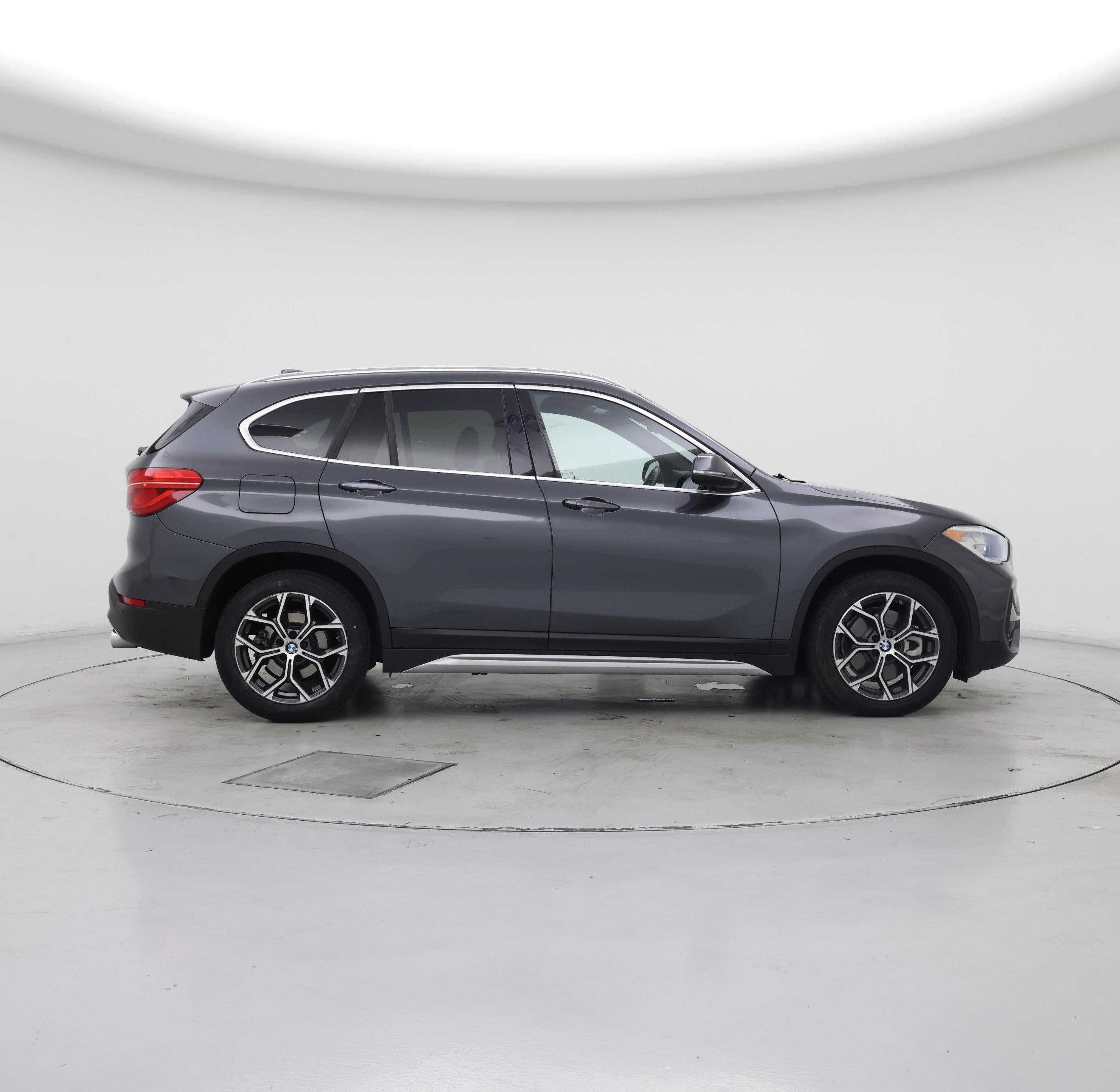 Thumbnail: 2021 BMW X1 - 7