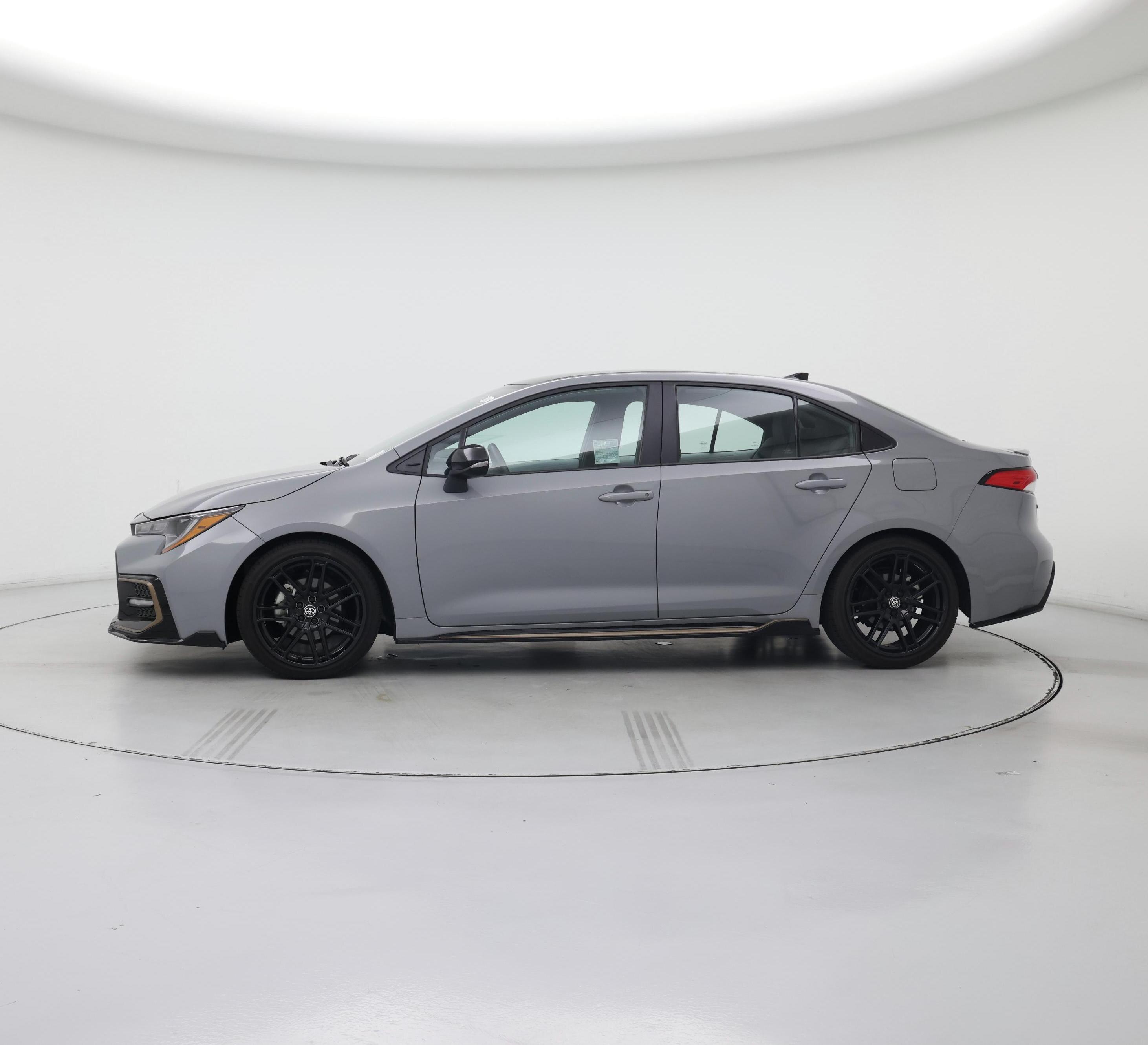 Thumbnail: 2022 Toyota Corolla - 3