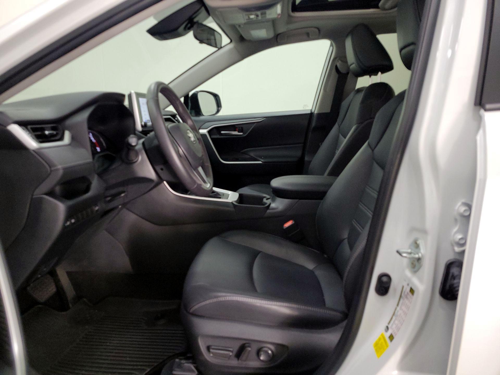 Thumbnail: 2023 Toyota RAV4 - 11