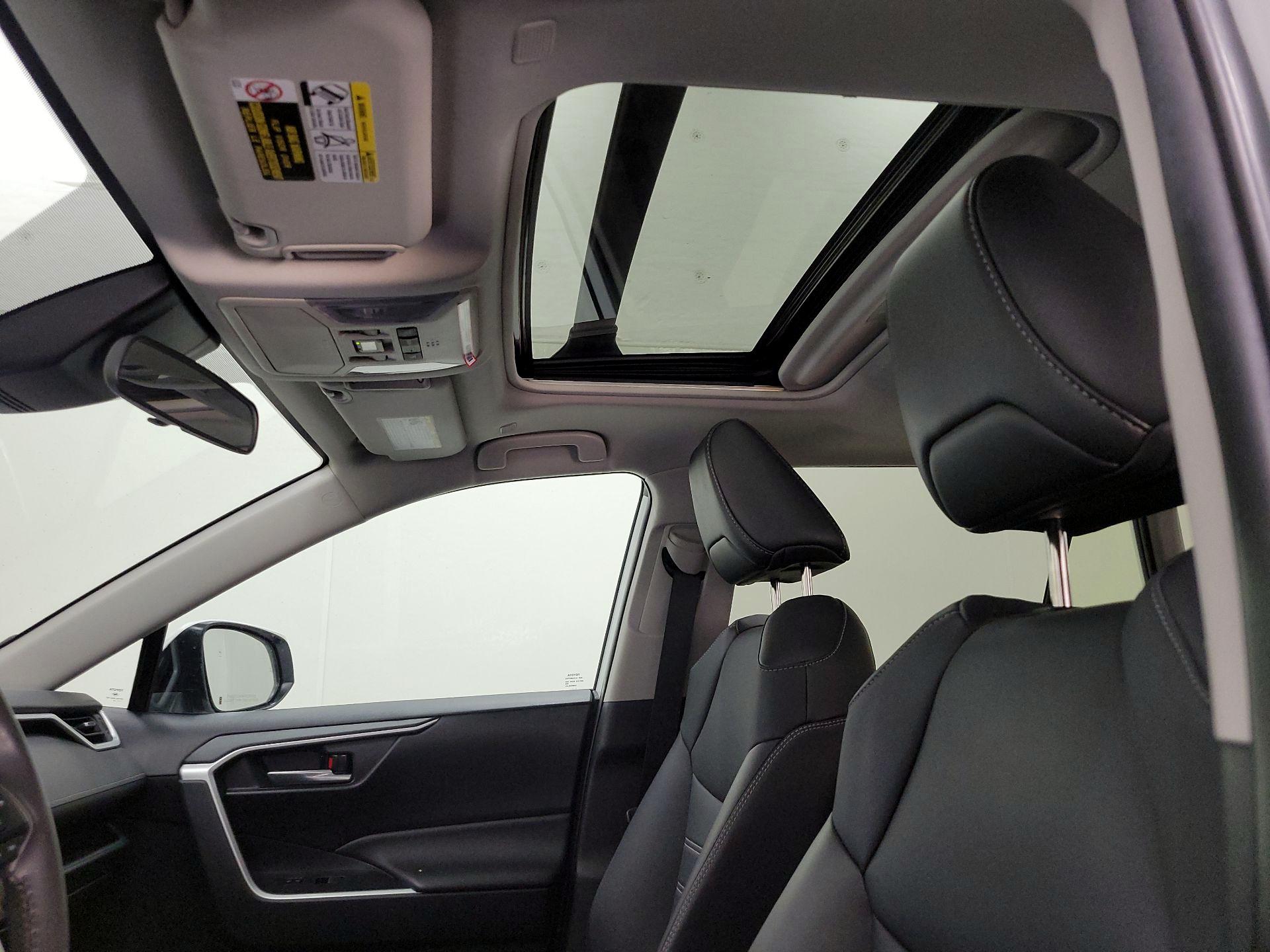 Thumbnail: 2023 Toyota RAV4 - 19
