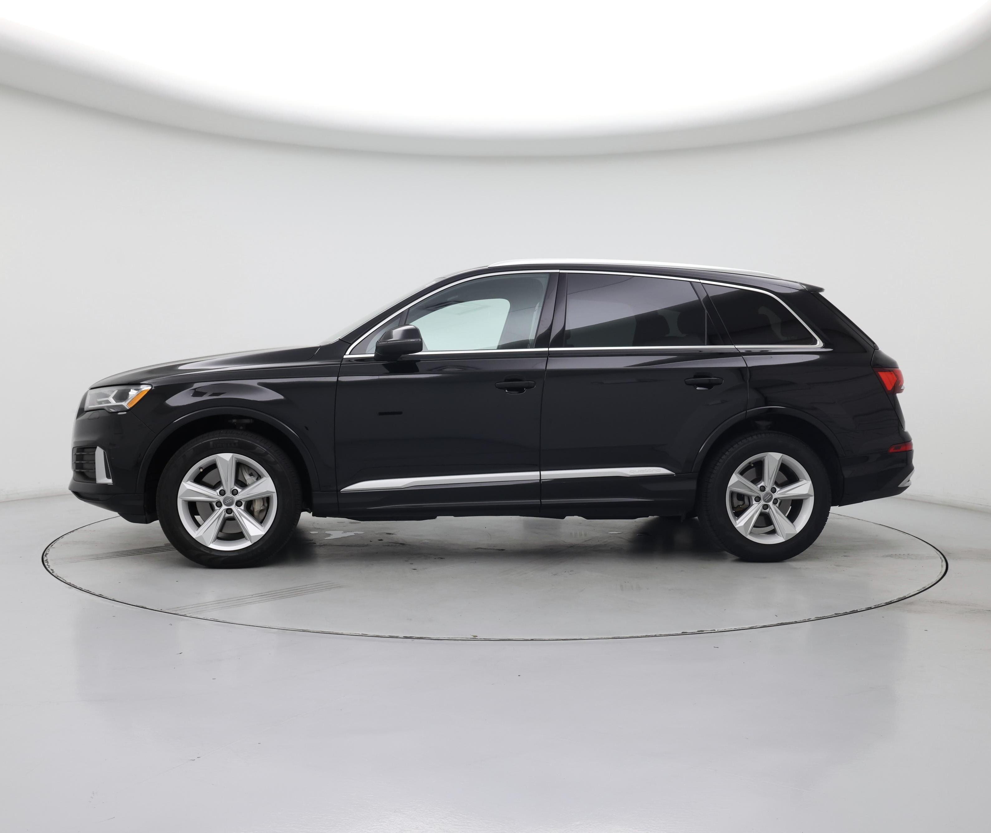 Thumbnail: 2020 Audi Q7 - 3