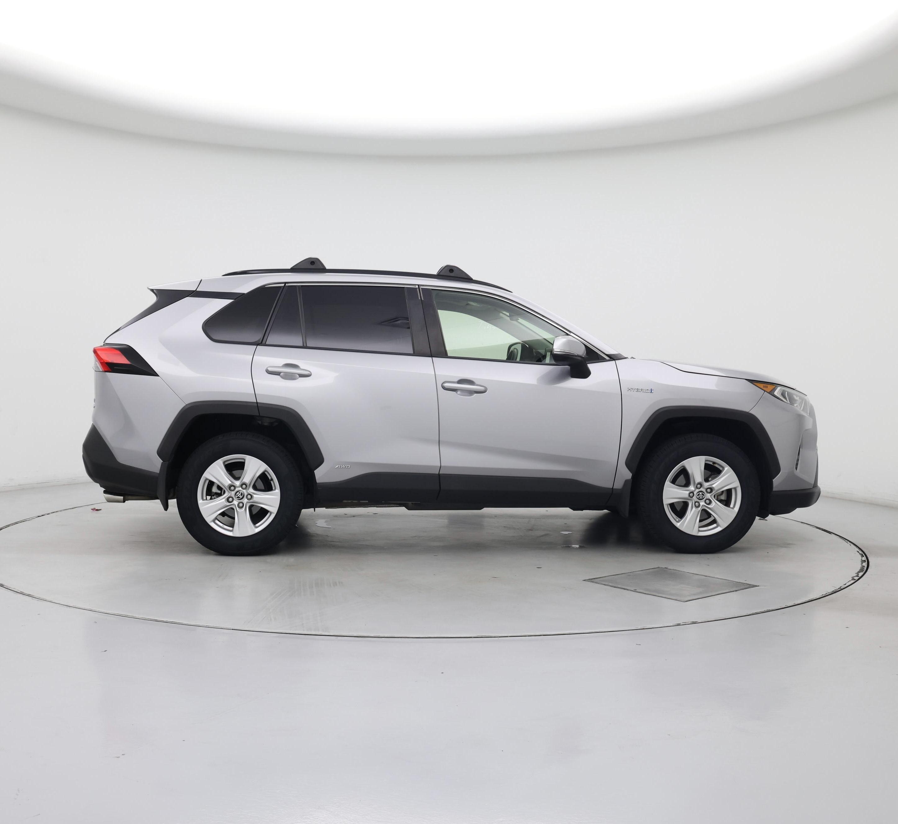 Thumbnail: 2020 Toyota RAV4 - 7