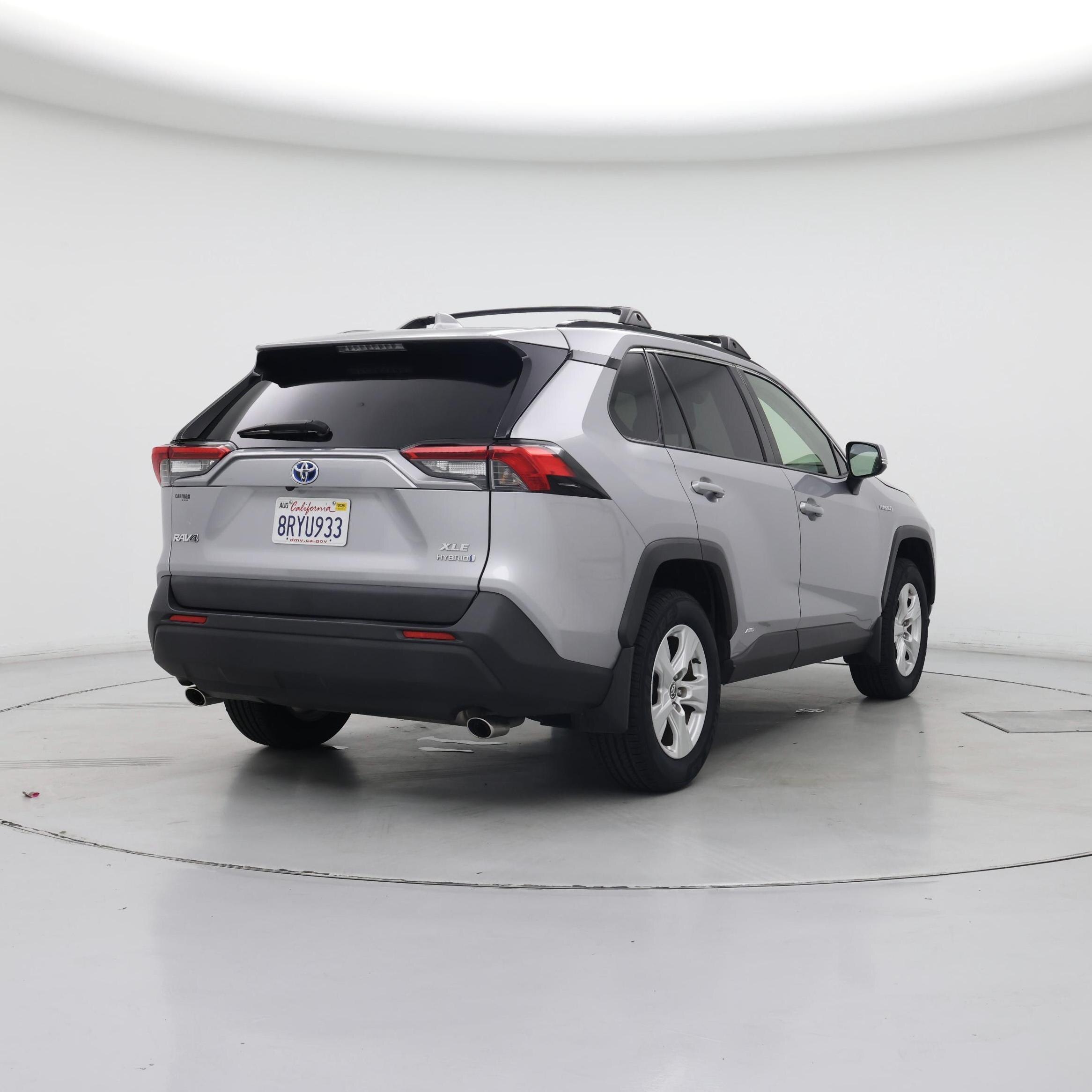 Thumbnail: 2020 Toyota RAV4 - 8
