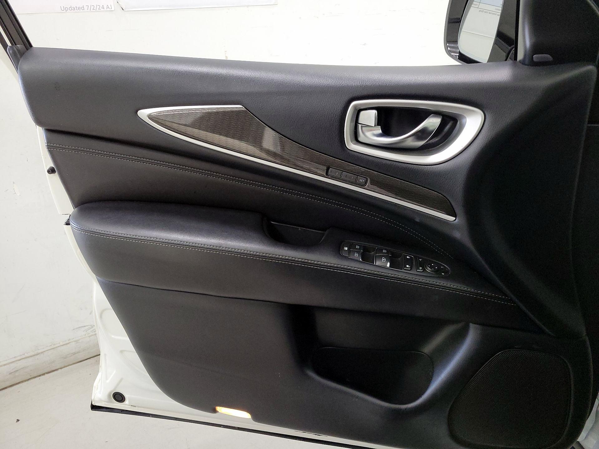Thumbnail: 2020 INFINITI QX60 - 12
