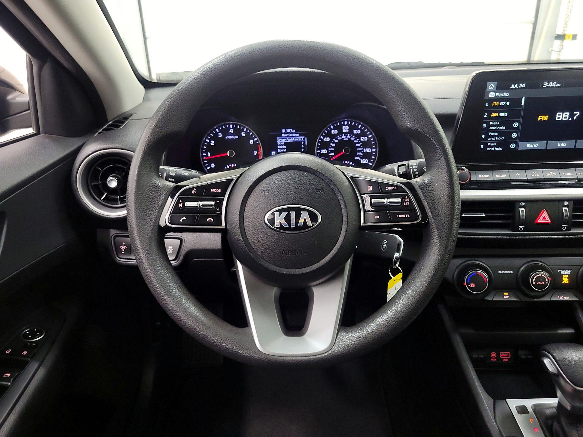 Thumbnail: 2021 Kia Forte - 10