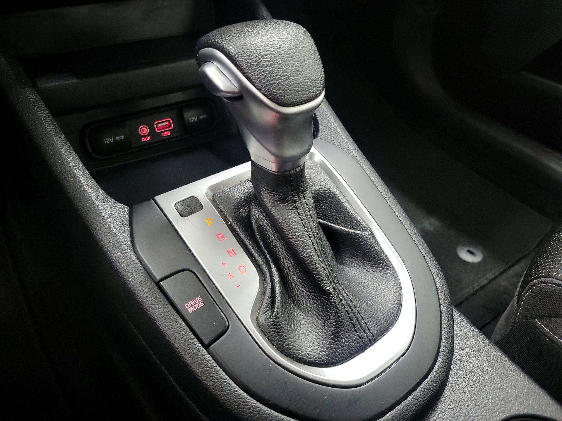 Thumbnail: 2021 Kia Forte - 17