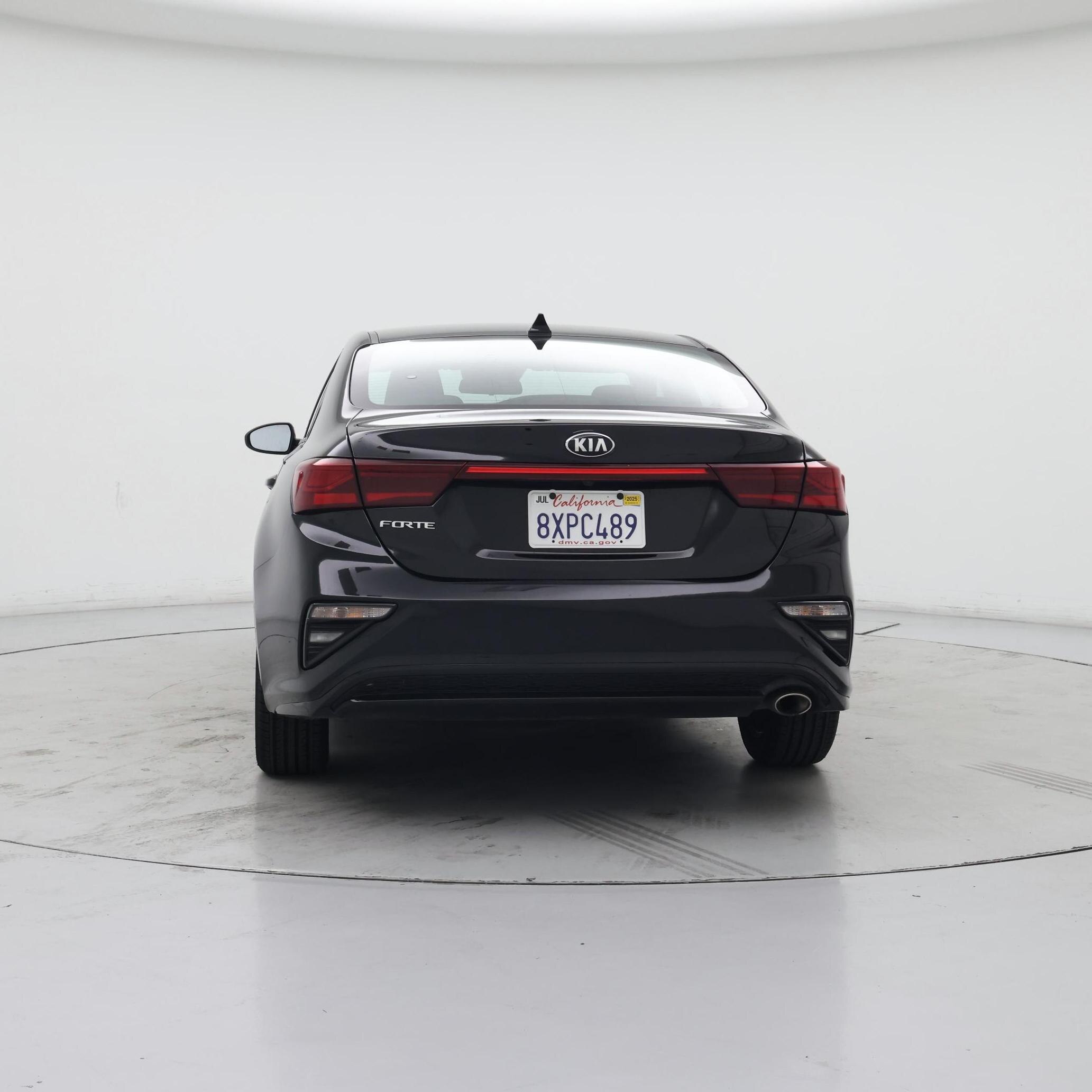 Thumbnail: 2021 Kia Forte - 6