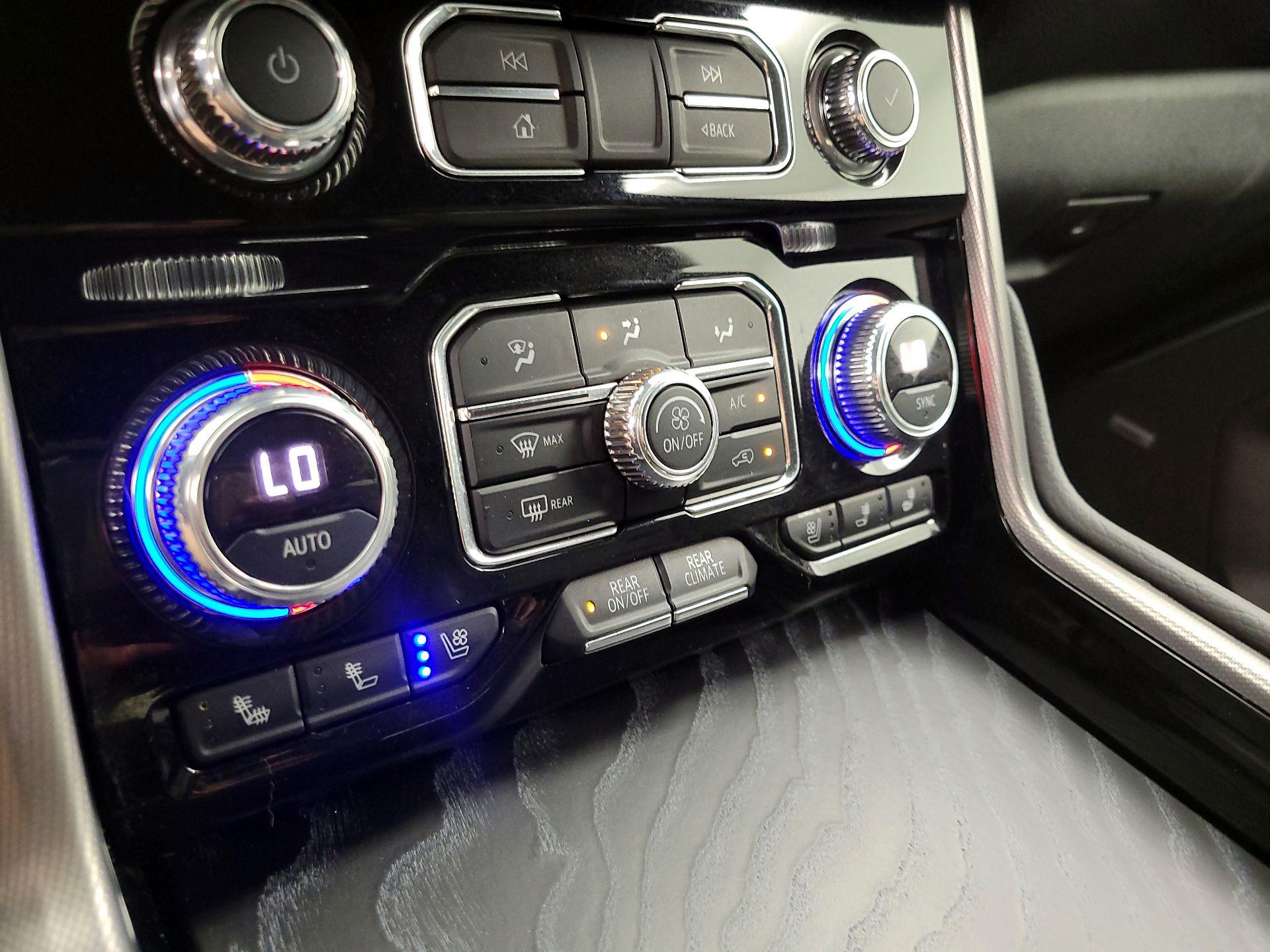 Thumbnail: 2022 GMC Yukon - 17