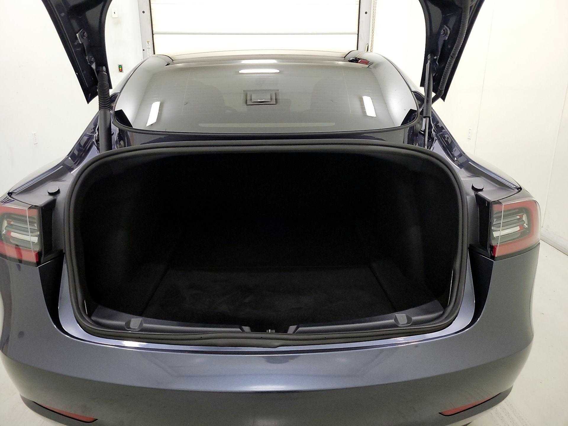 Thumbnail: 2023 Tesla Model 3 - 20