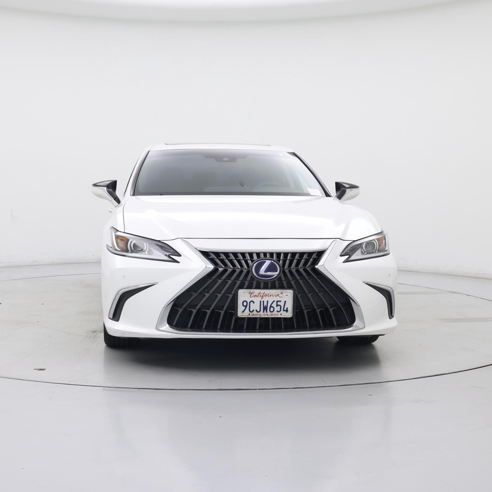Thumbnail: 2022 Lexus ES - 5