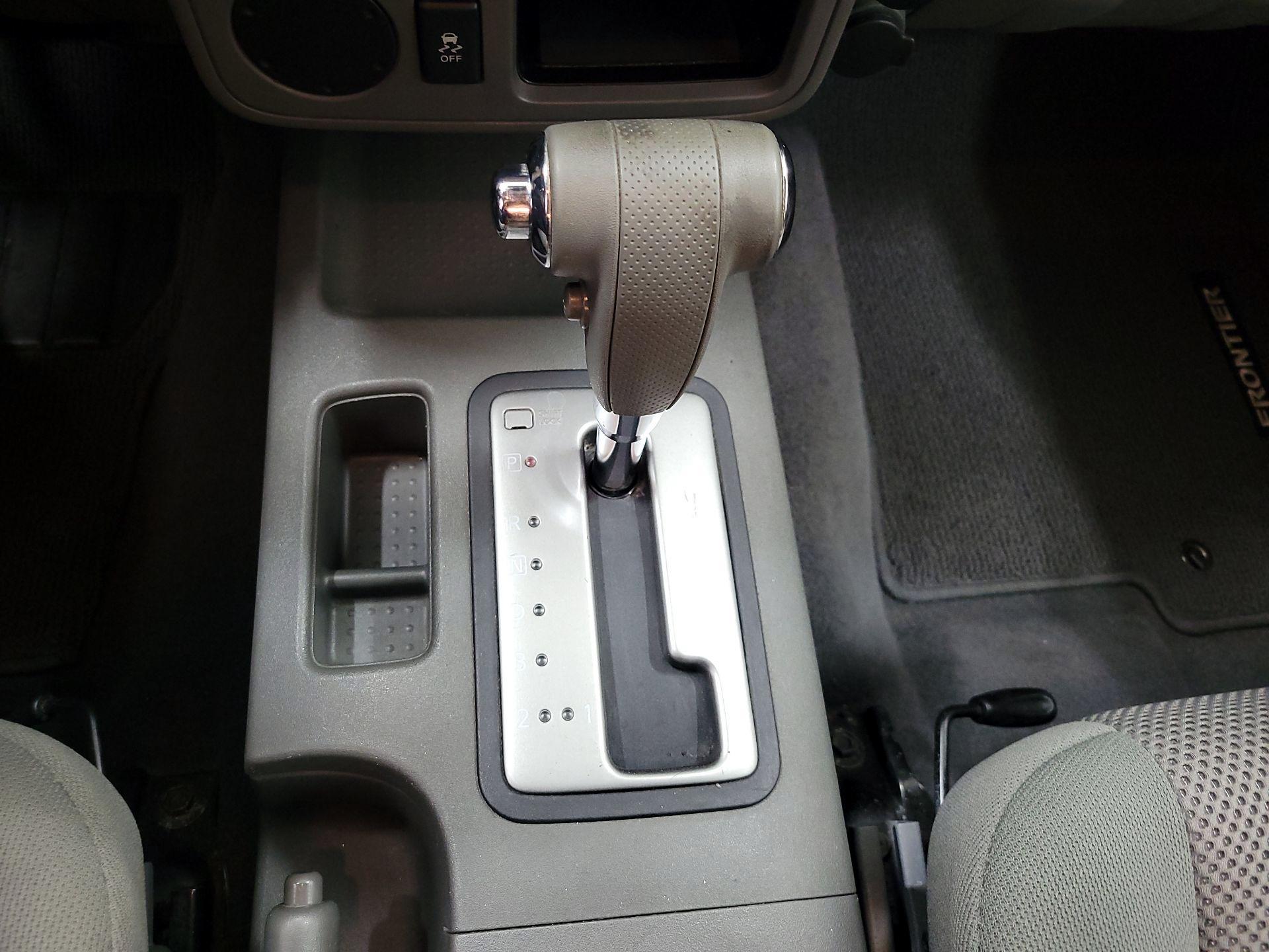 Thumbnail: 2019 Nissan Frontier - 17