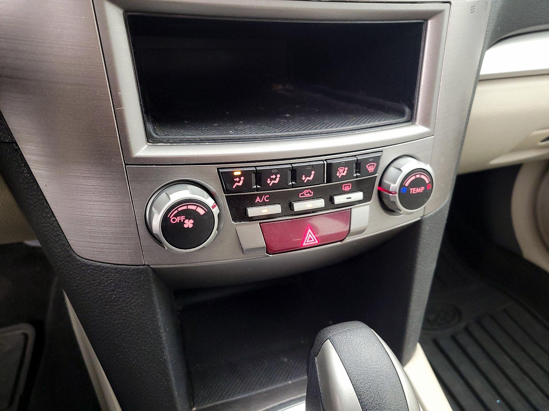 Thumbnail: 2013 Subaru Outback - 15