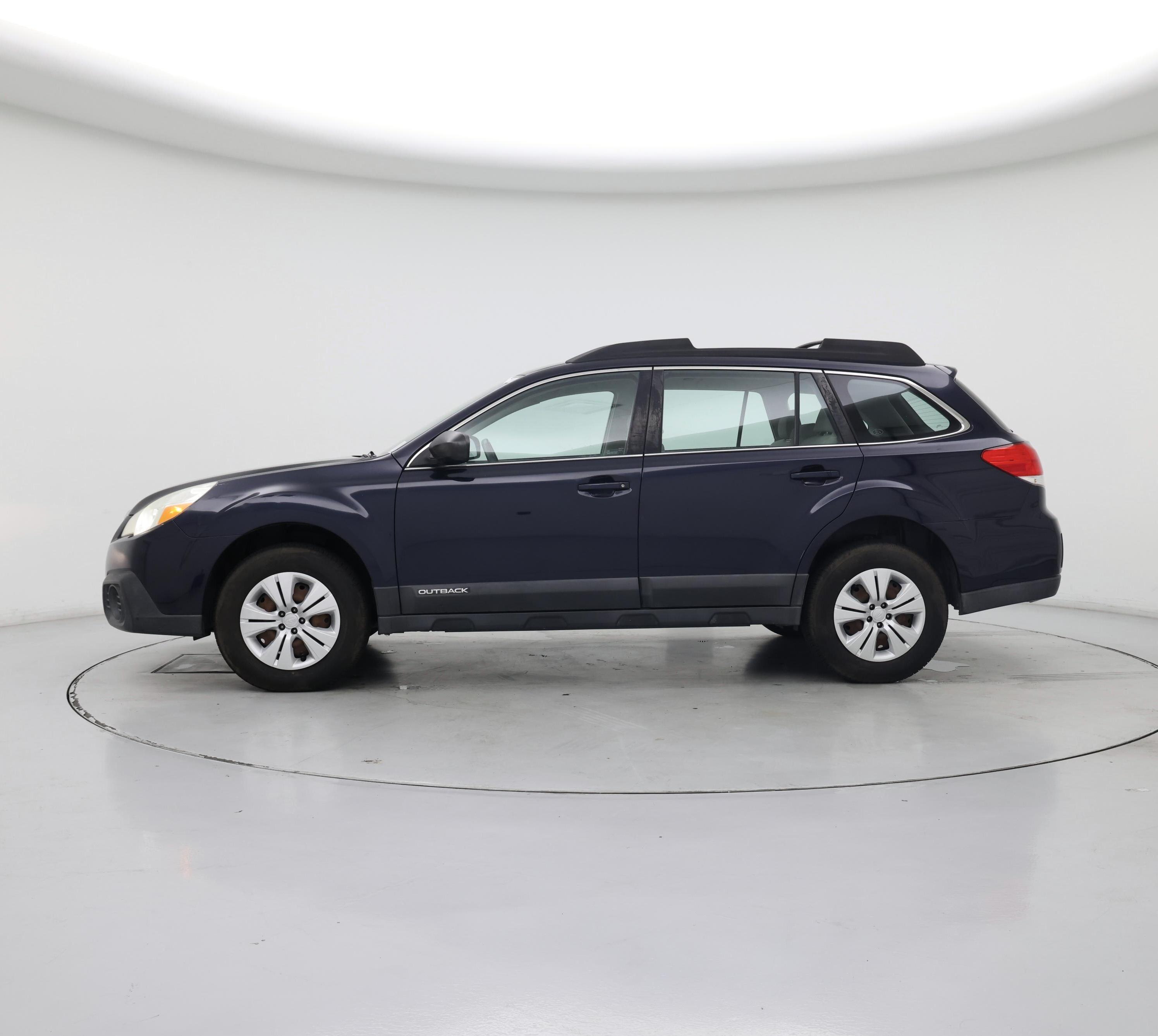 Thumbnail: 2013 Subaru Outback - 3