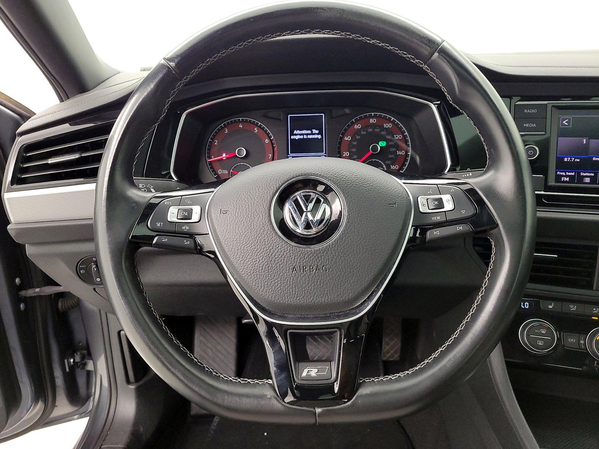 Thumbnail: 2019 Volkswagen Jetta - 10