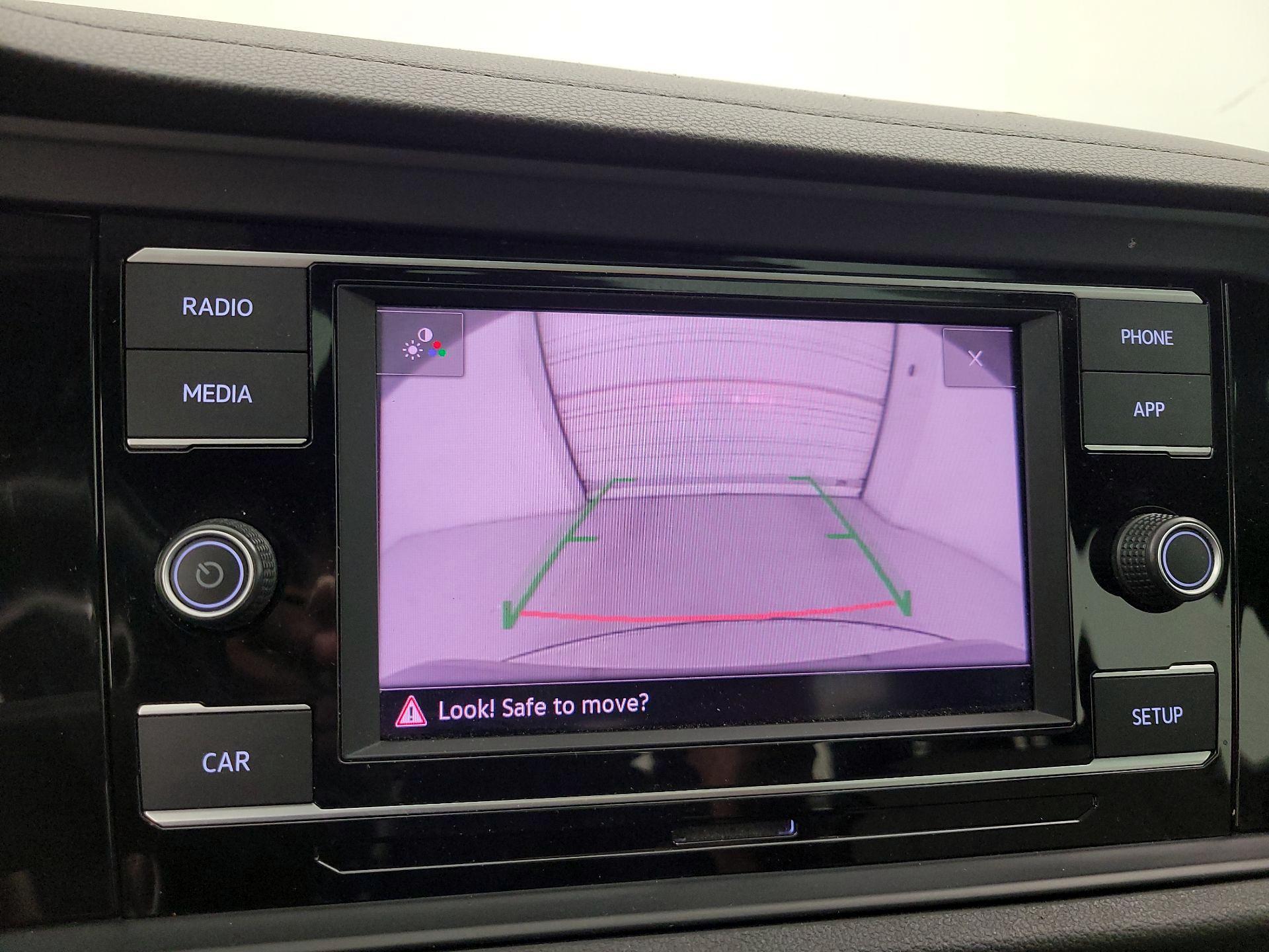Thumbnail: 2019 Volkswagen Jetta - 14