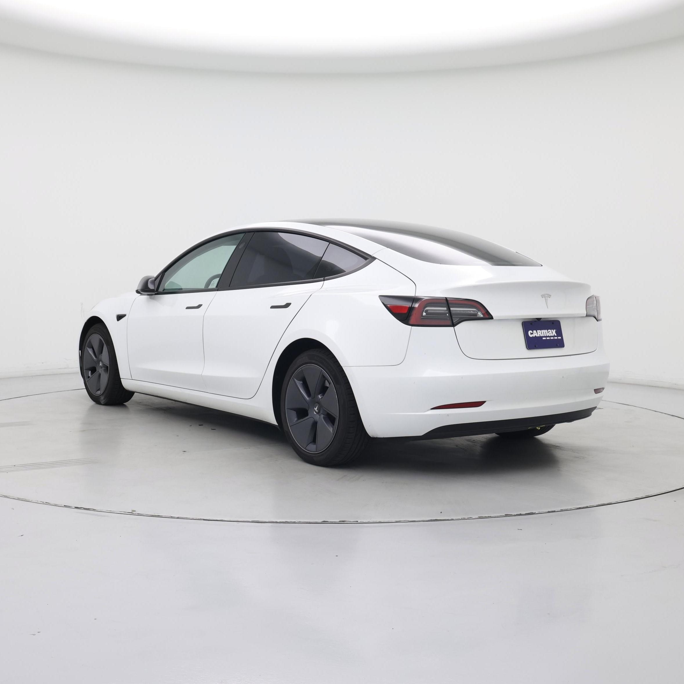 Thumbnail: 2023 Tesla Model 3 - 2