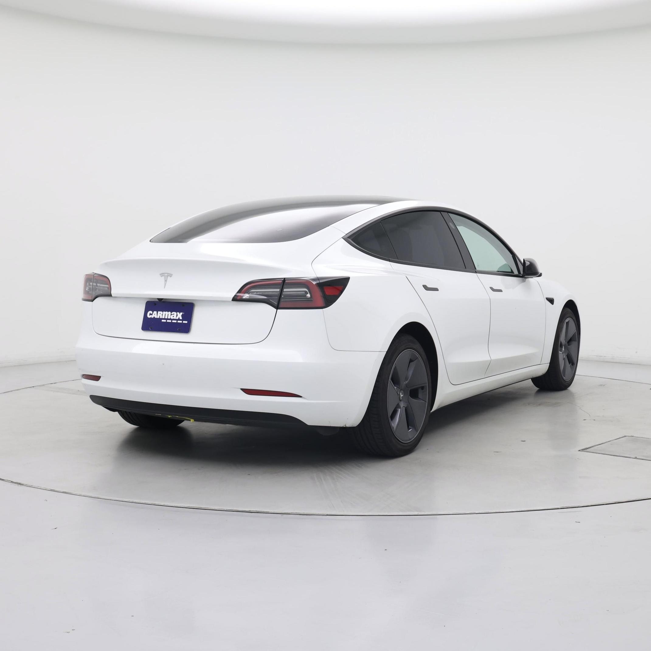 Thumbnail: 2023 Tesla Model 3 - 8