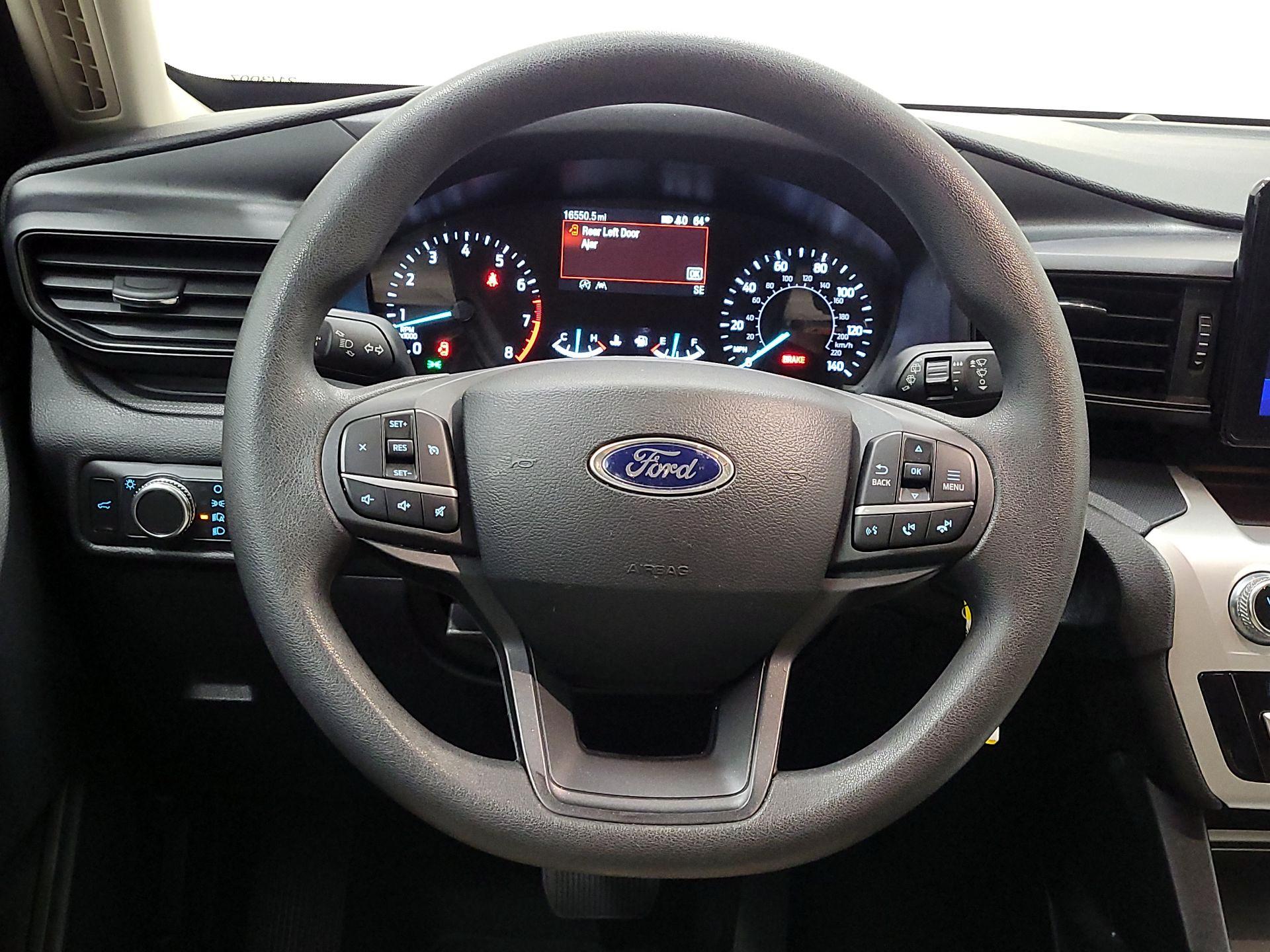 Thumbnail: 2021 Ford Explorer - 10