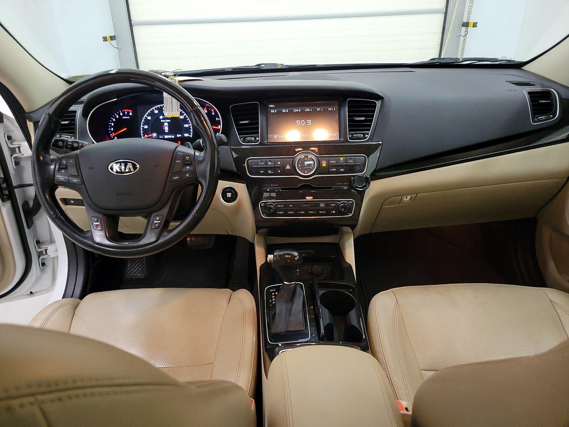 Thumbnail: 2016 Kia Cadenza - 9