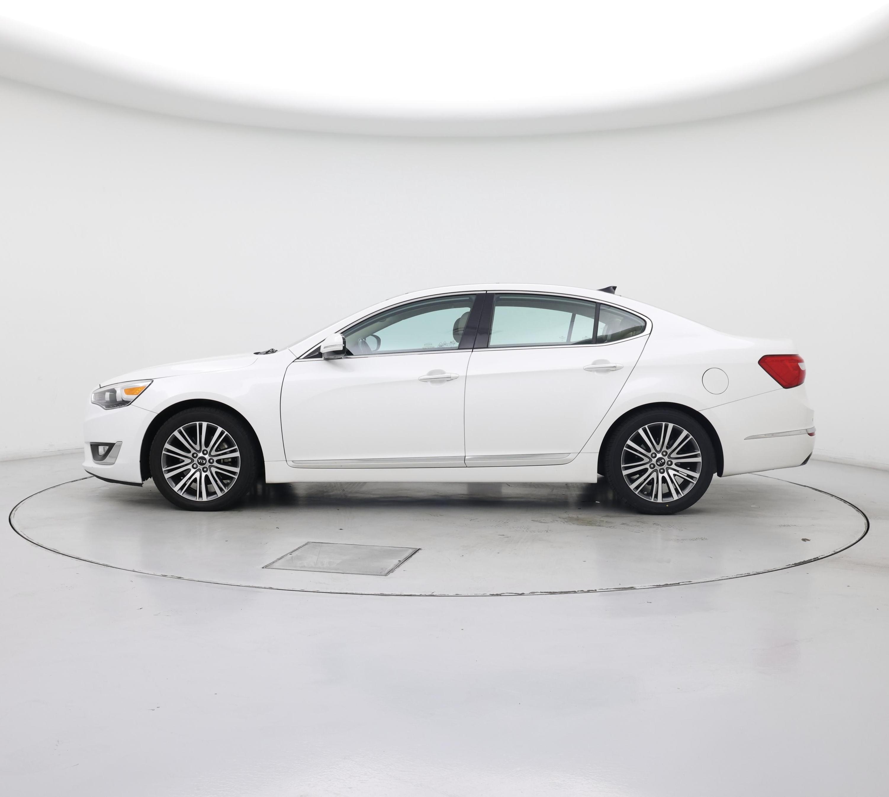 Thumbnail: 2016 Kia Cadenza - 3
