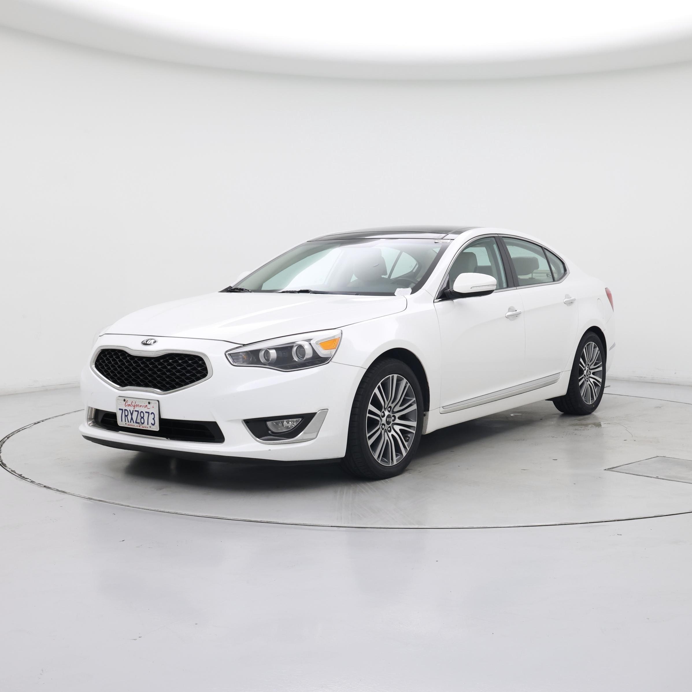 Thumbnail: 2016 Kia Cadenza - 4