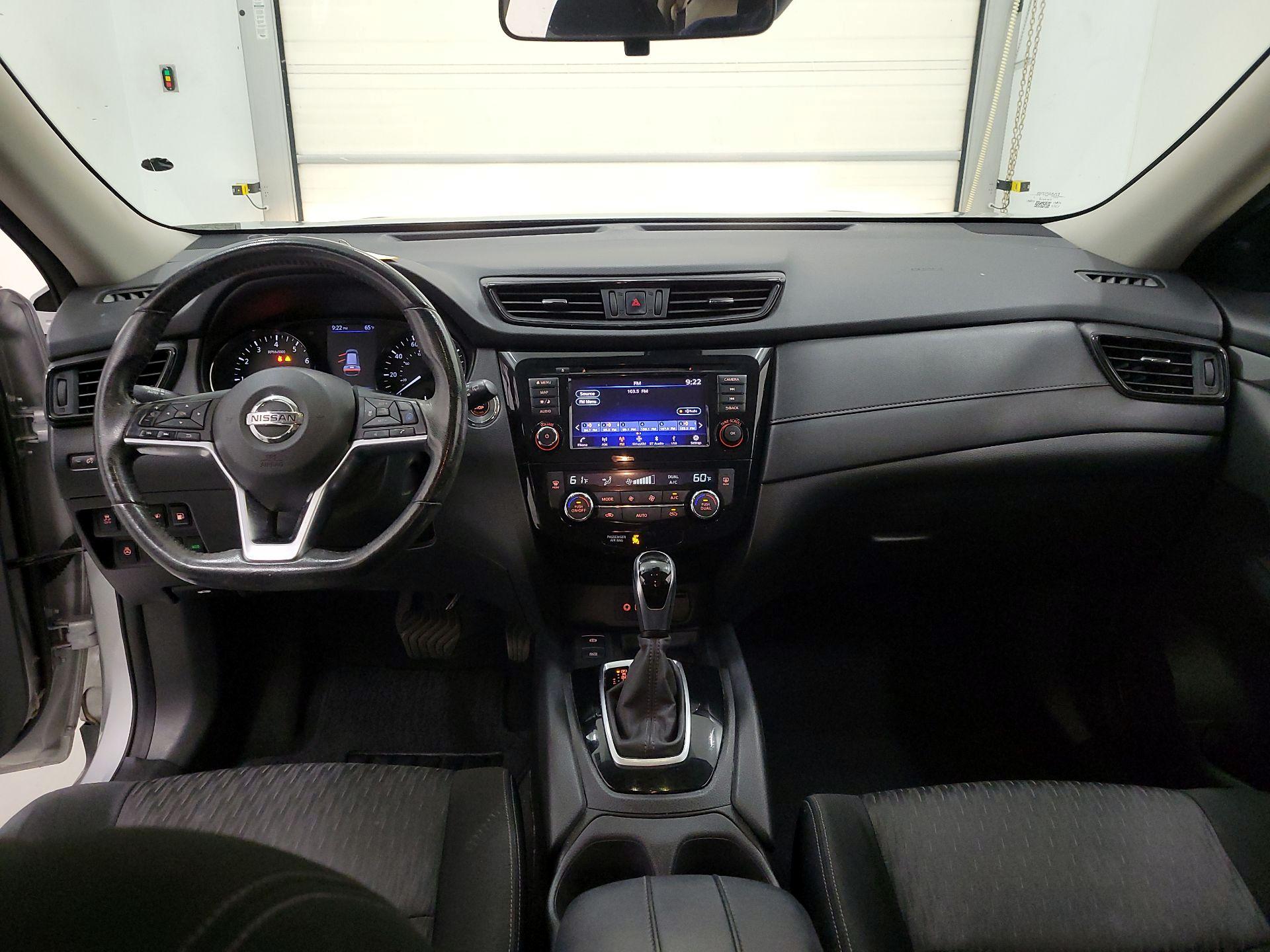 Thumbnail: 2019 Nissan Rogue - 9
