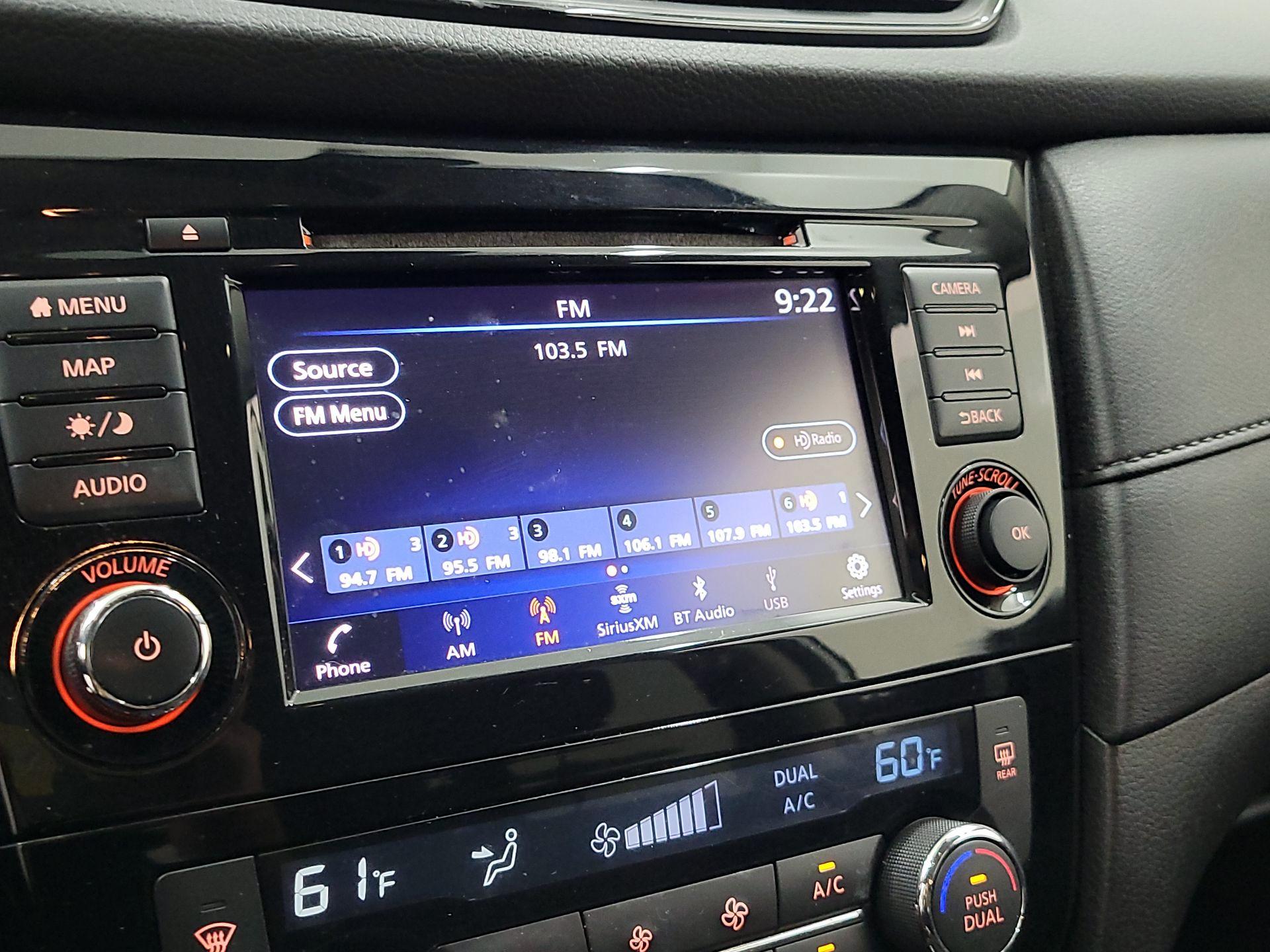 Thumbnail: 2019 Nissan Rogue - 15