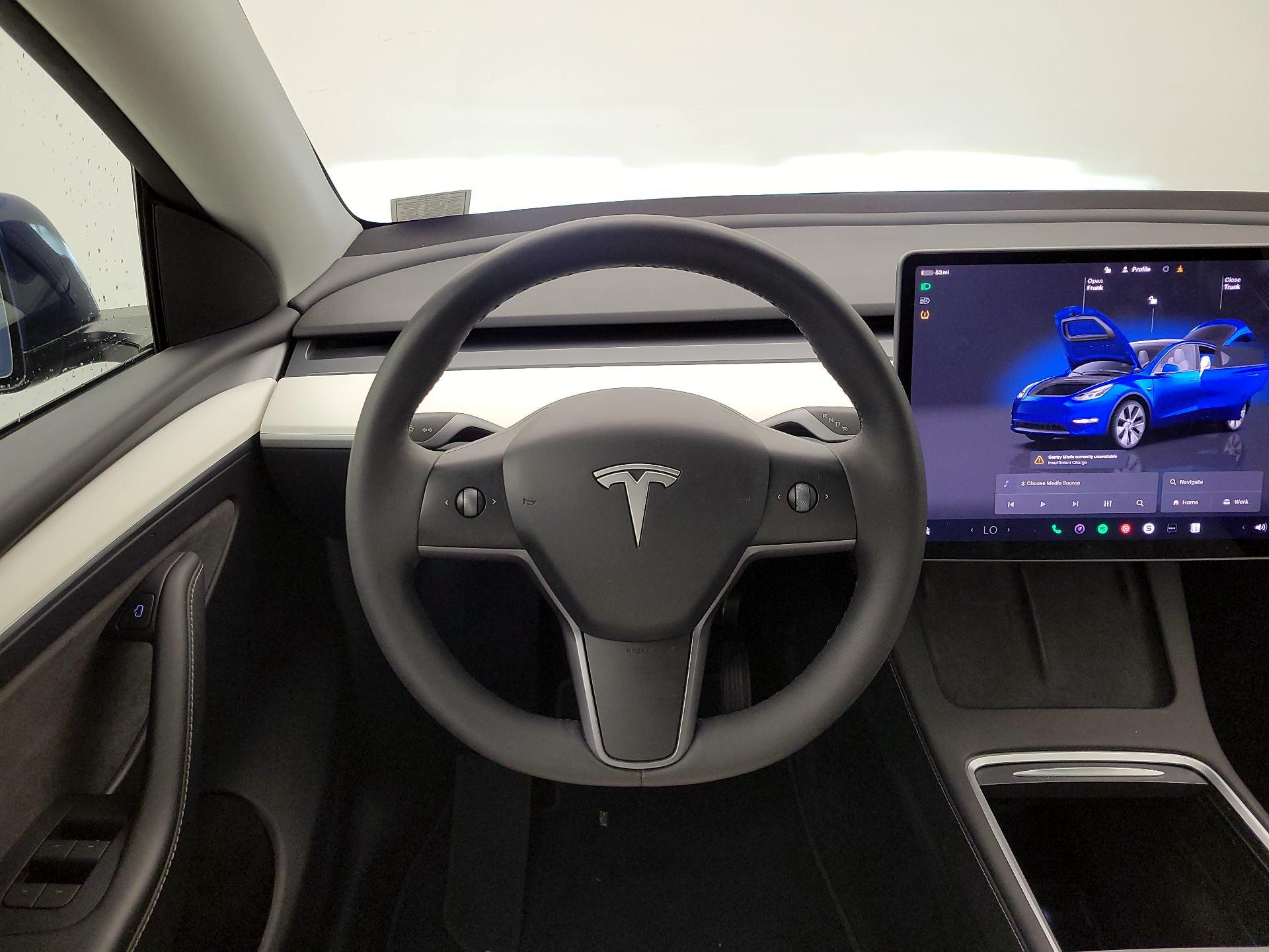 Thumbnail: 2023 Tesla Model Y - 10