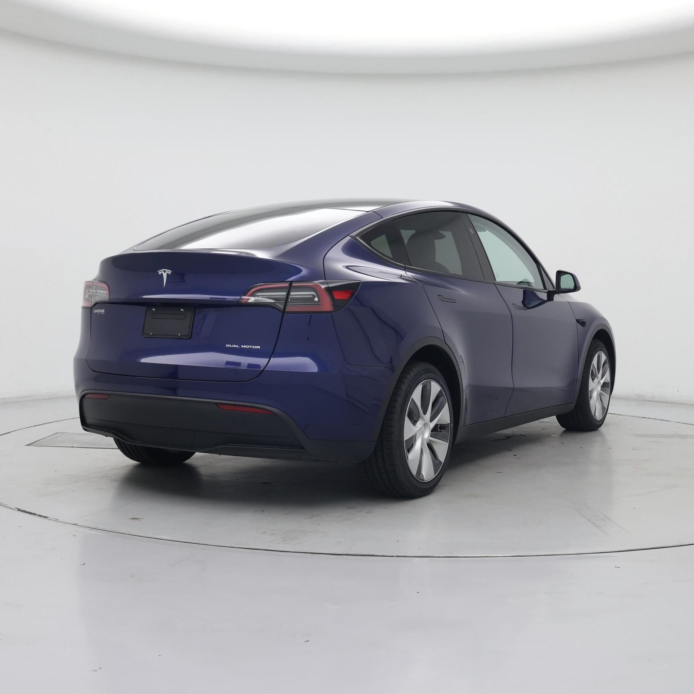 Thumbnail: 2023 Tesla Model Y - 8
