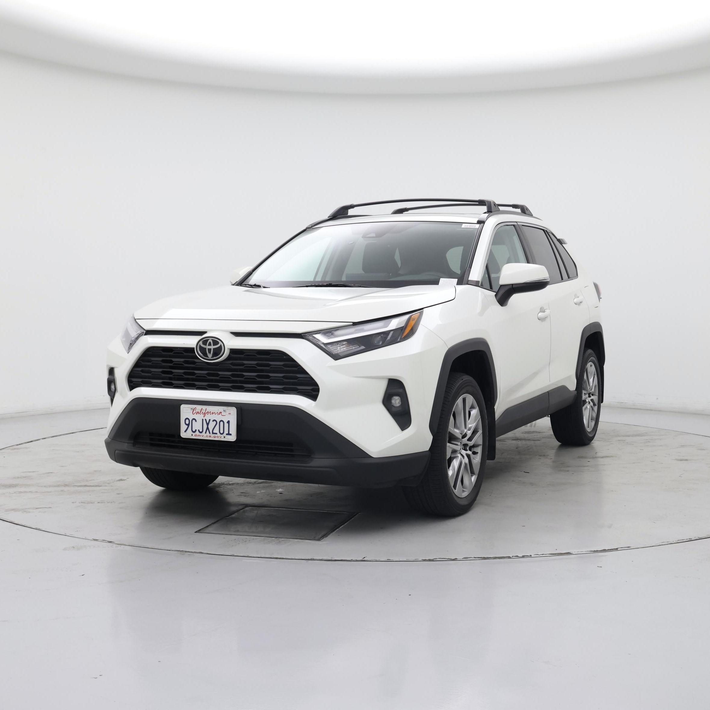 Thumbnail: 2022 Toyota RAV4 - 4