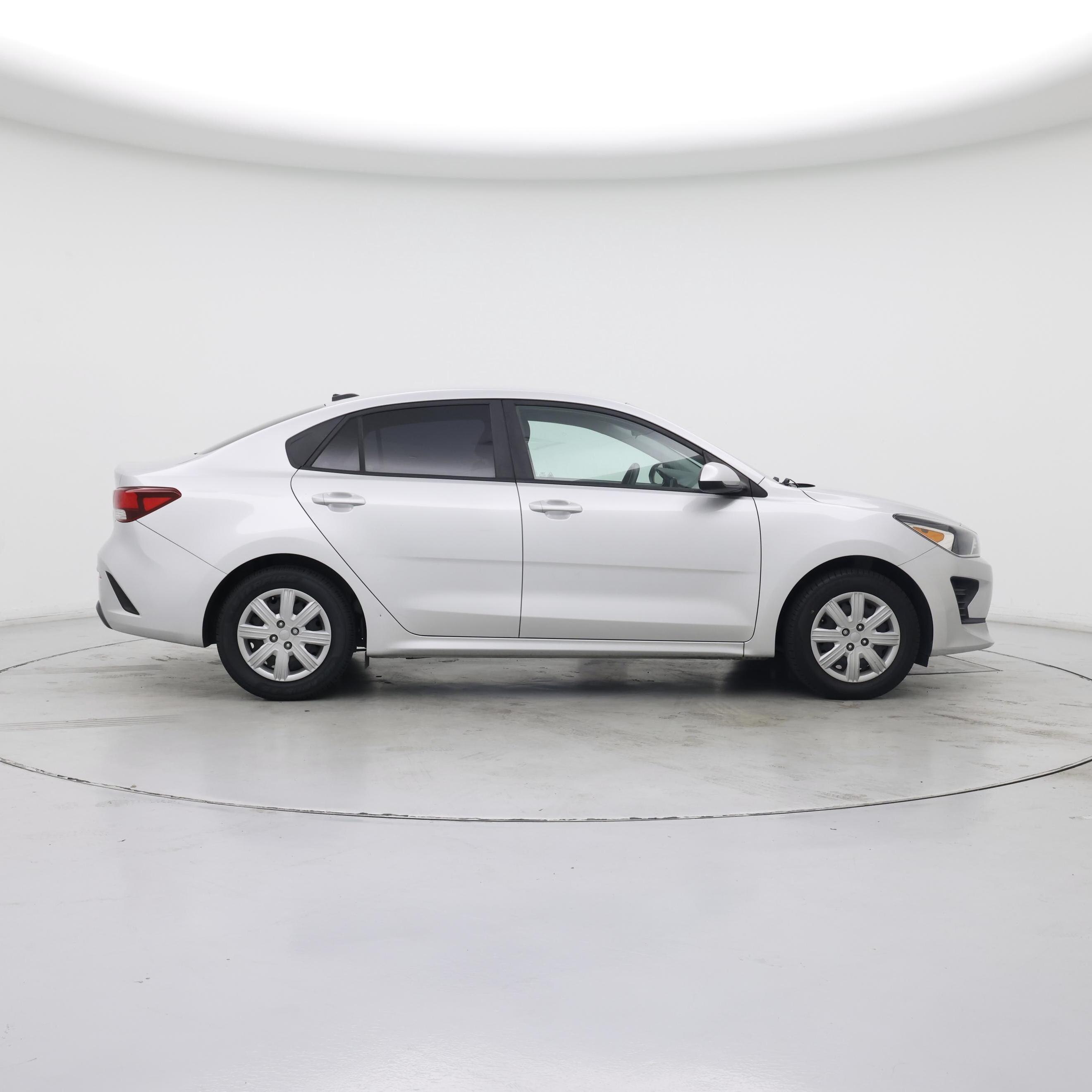 Thumbnail: 2022 Kia Rio - 7