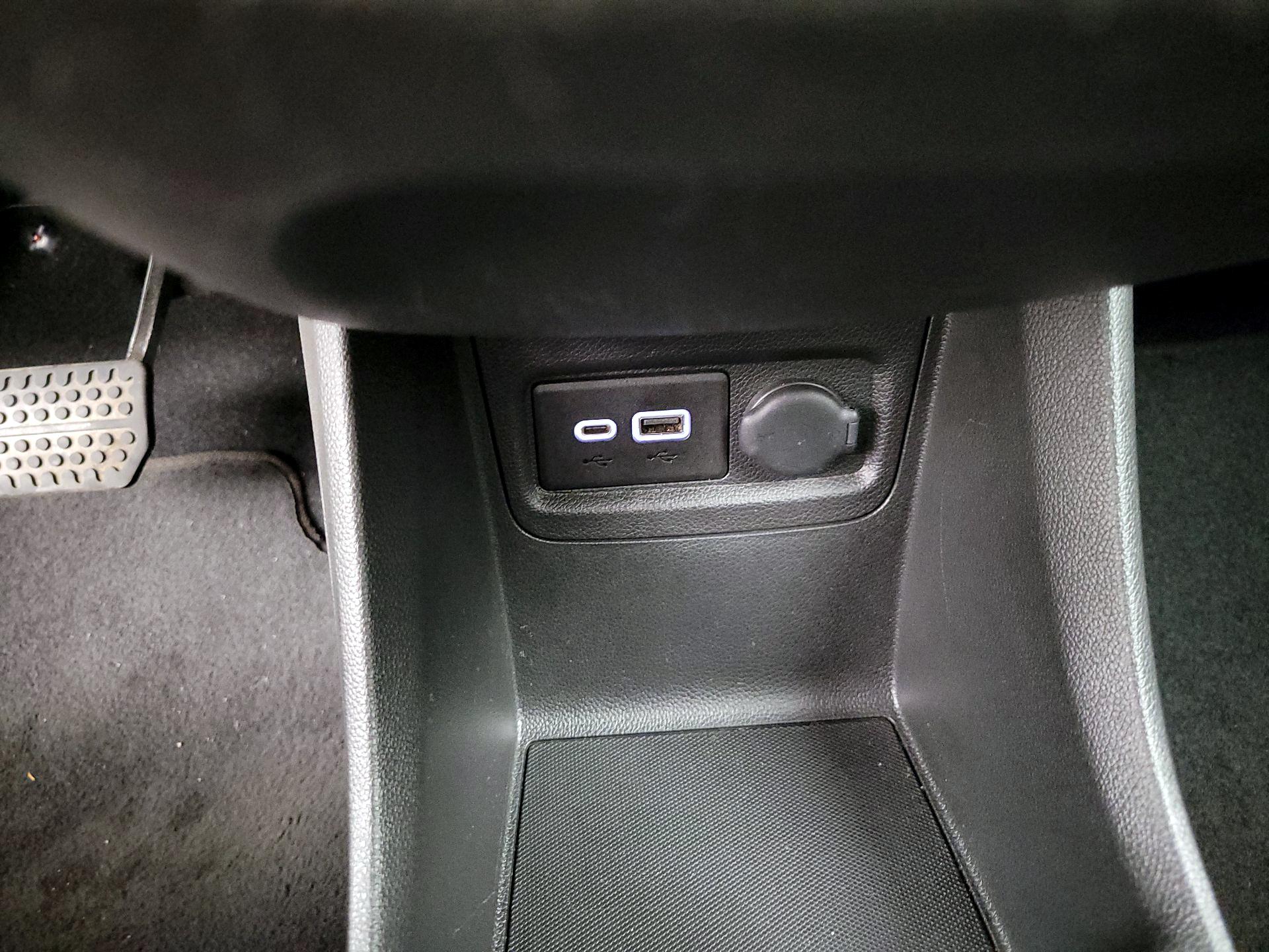 Thumbnail: 2020 Chevrolet Spark - 18