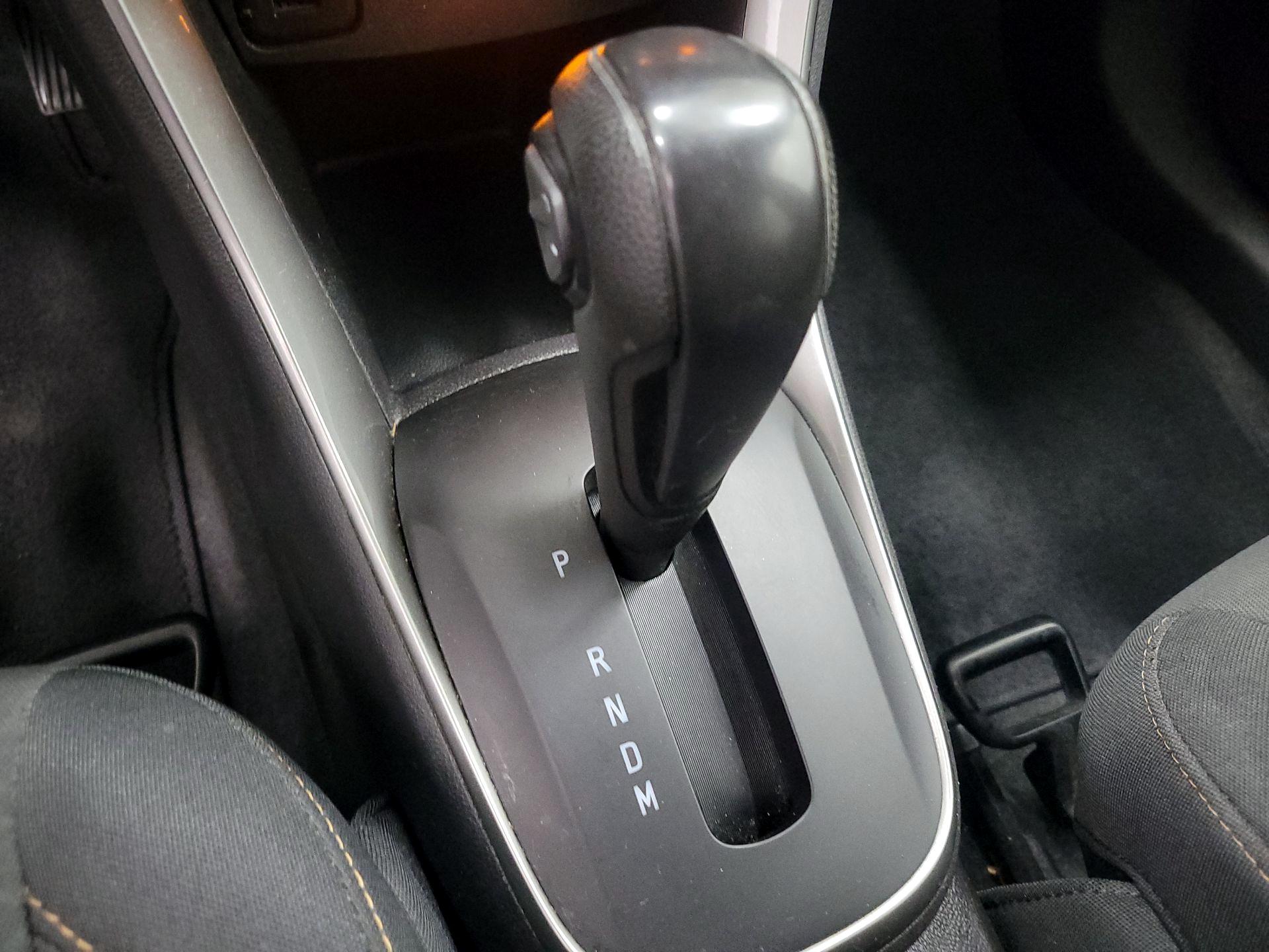 Thumbnail: 2019 Chevrolet Trax - 17