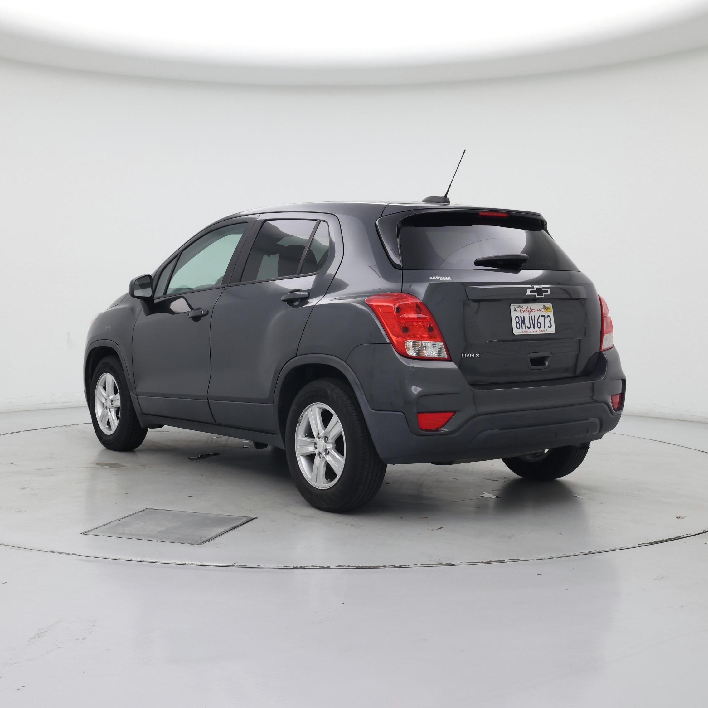 Thumbnail: 2019 Chevrolet Trax - 2
