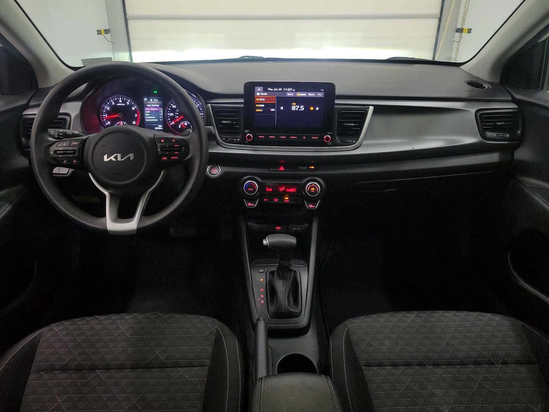 Thumbnail: 2023 Kia Rio - 9
